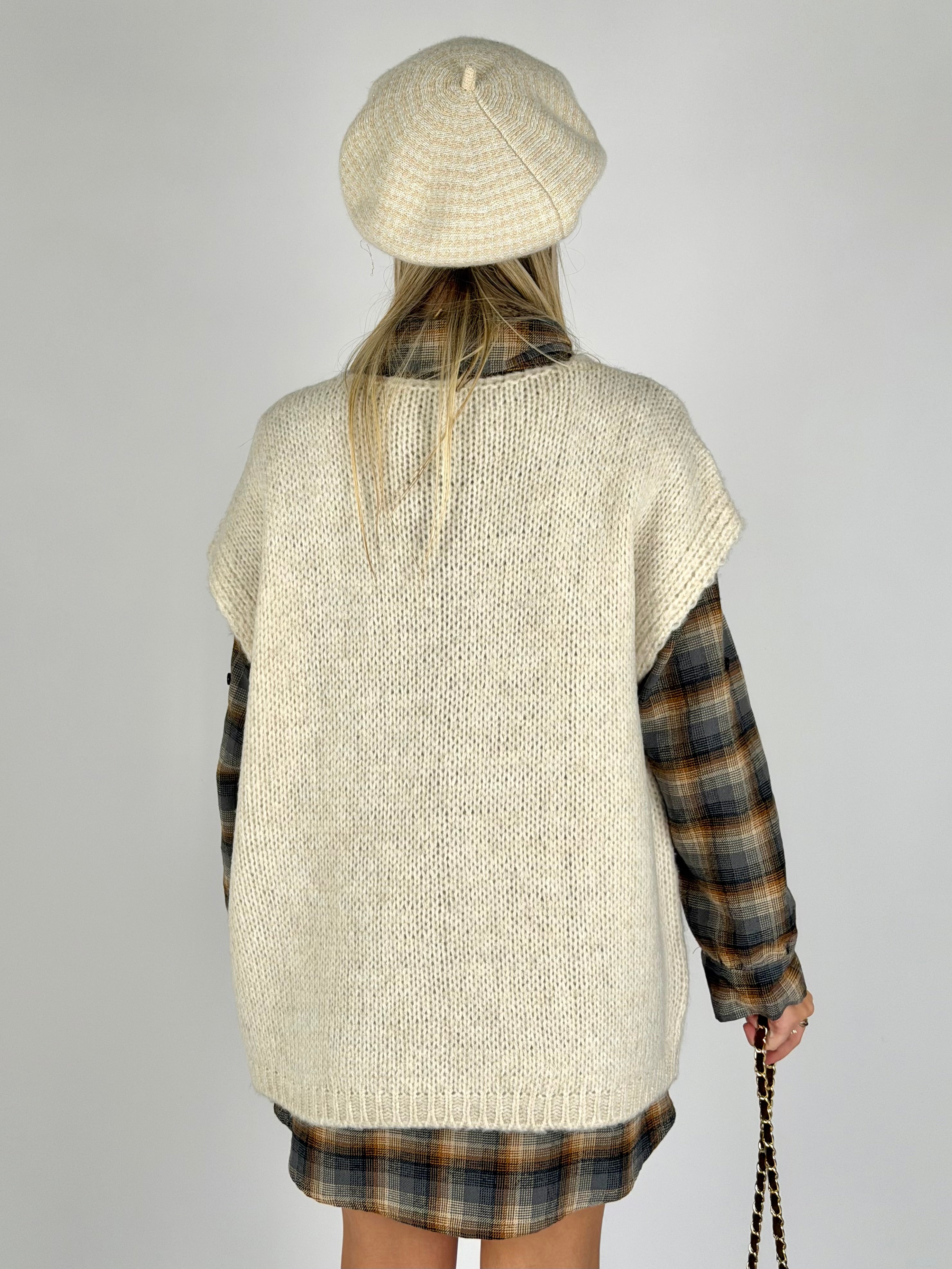 Smanicato + sciarpa beige