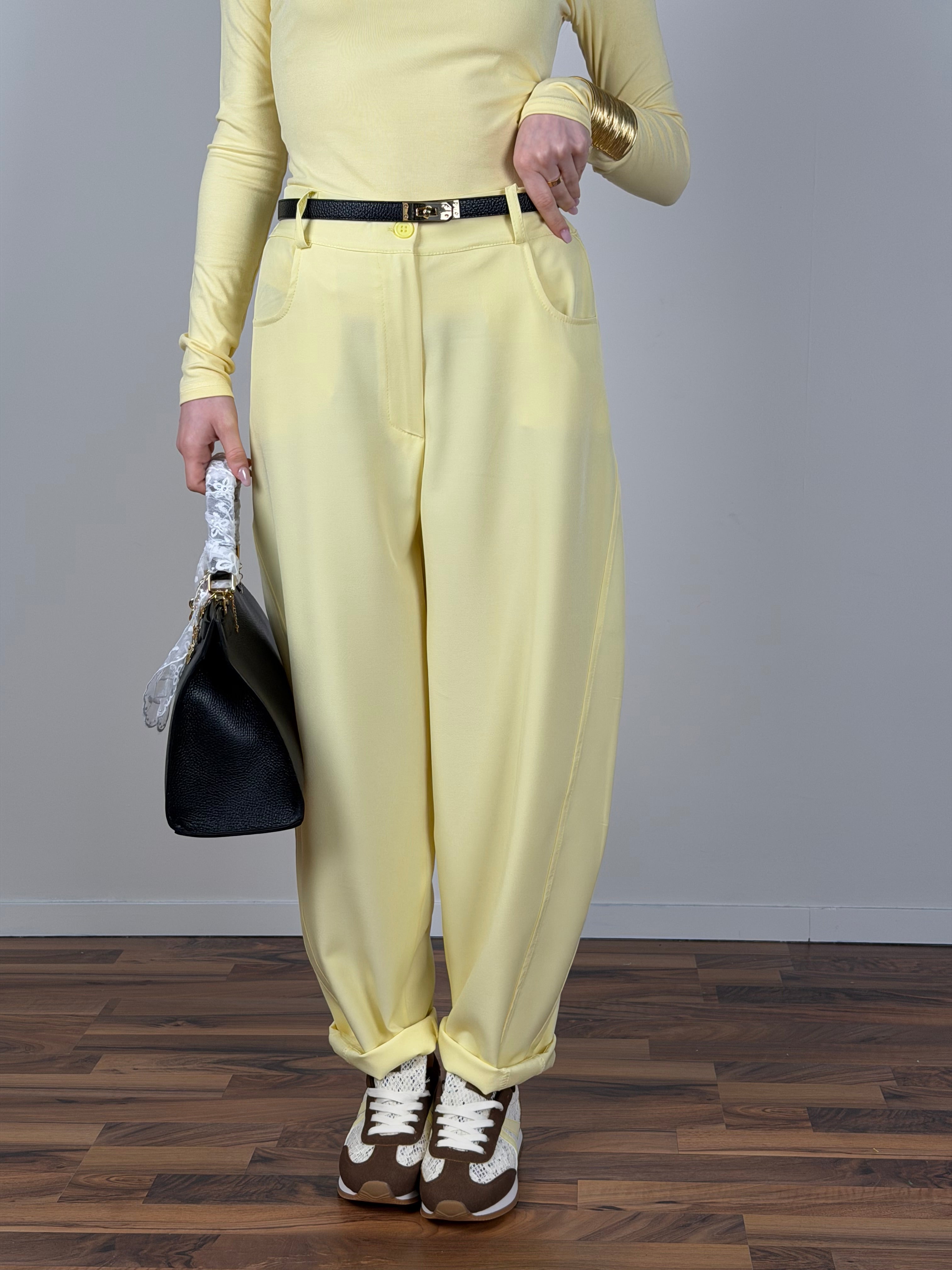 Completo Luana giallo