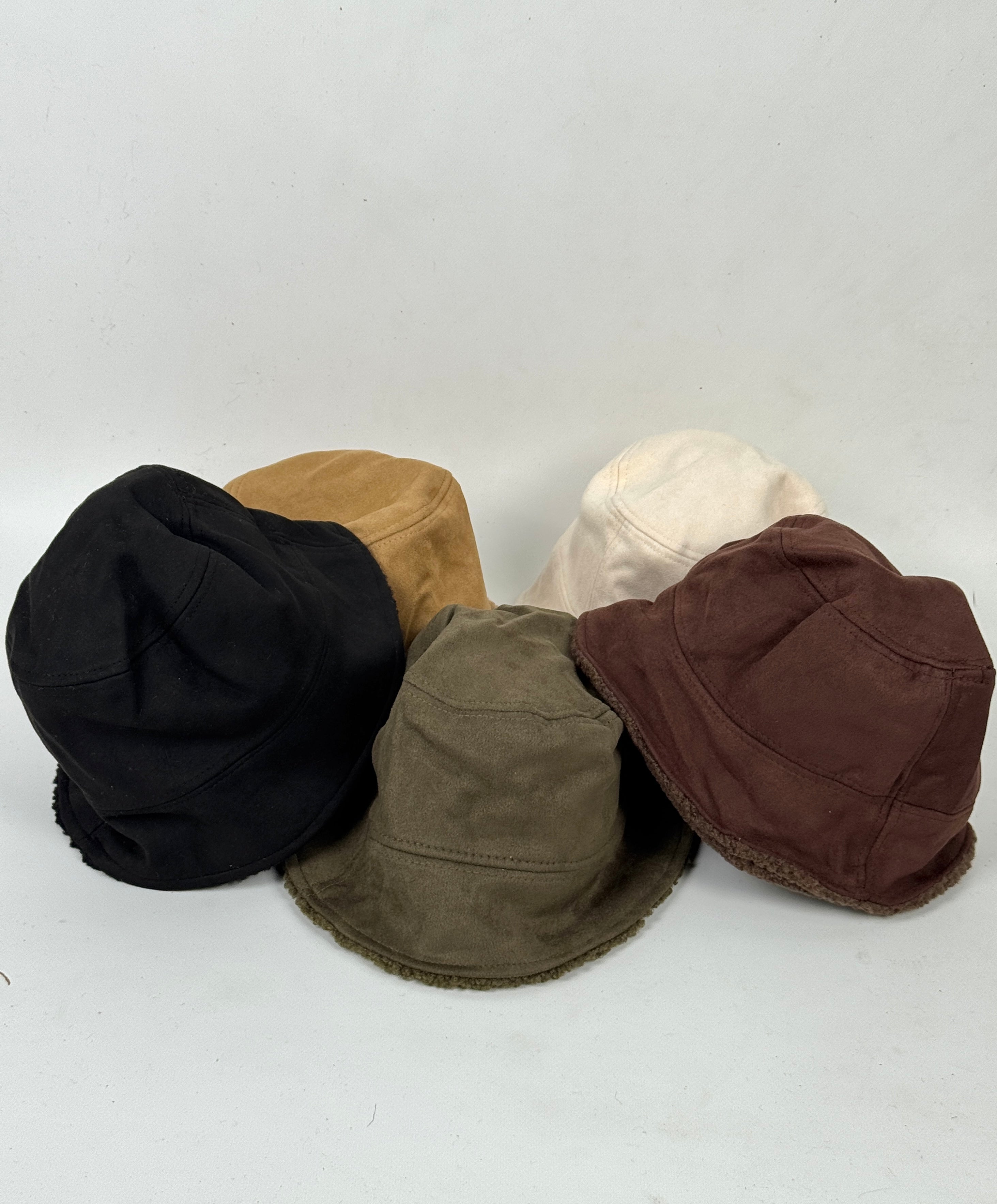 Cappello Giulia reversibile - 5 colori