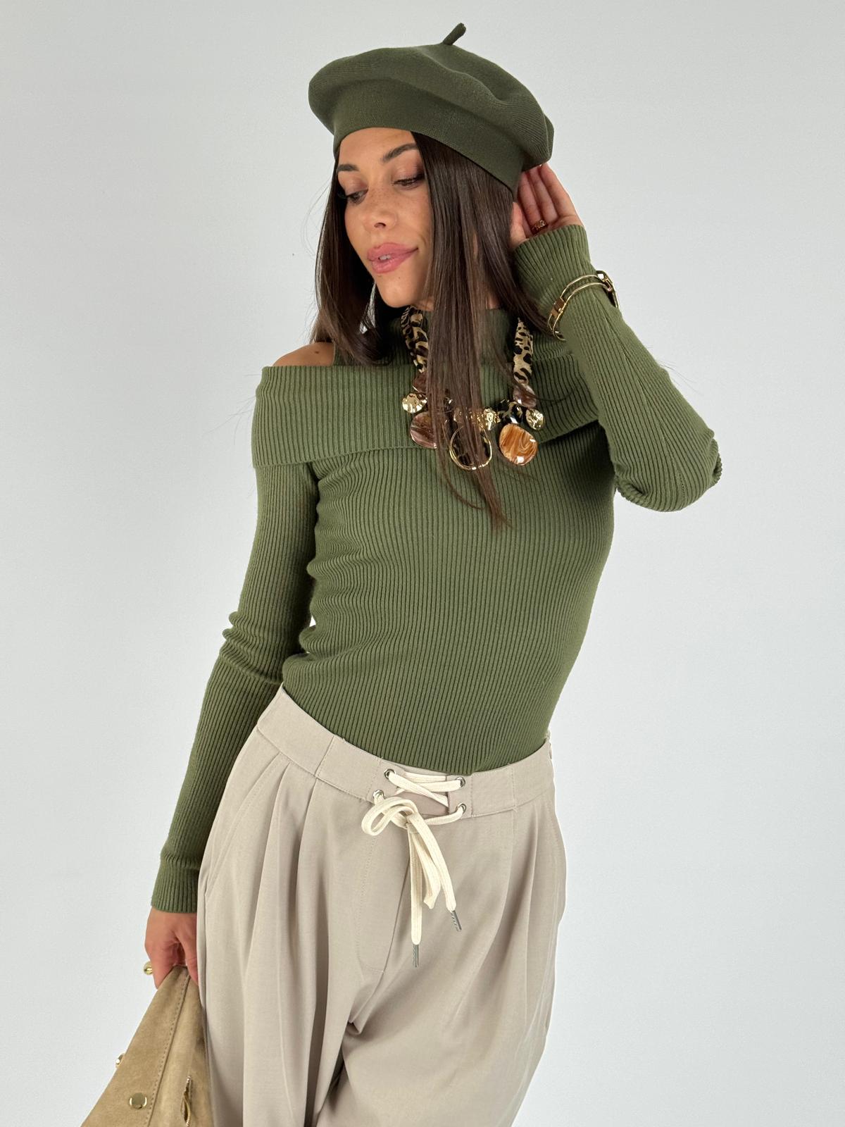 Maglia apertura spalla verde