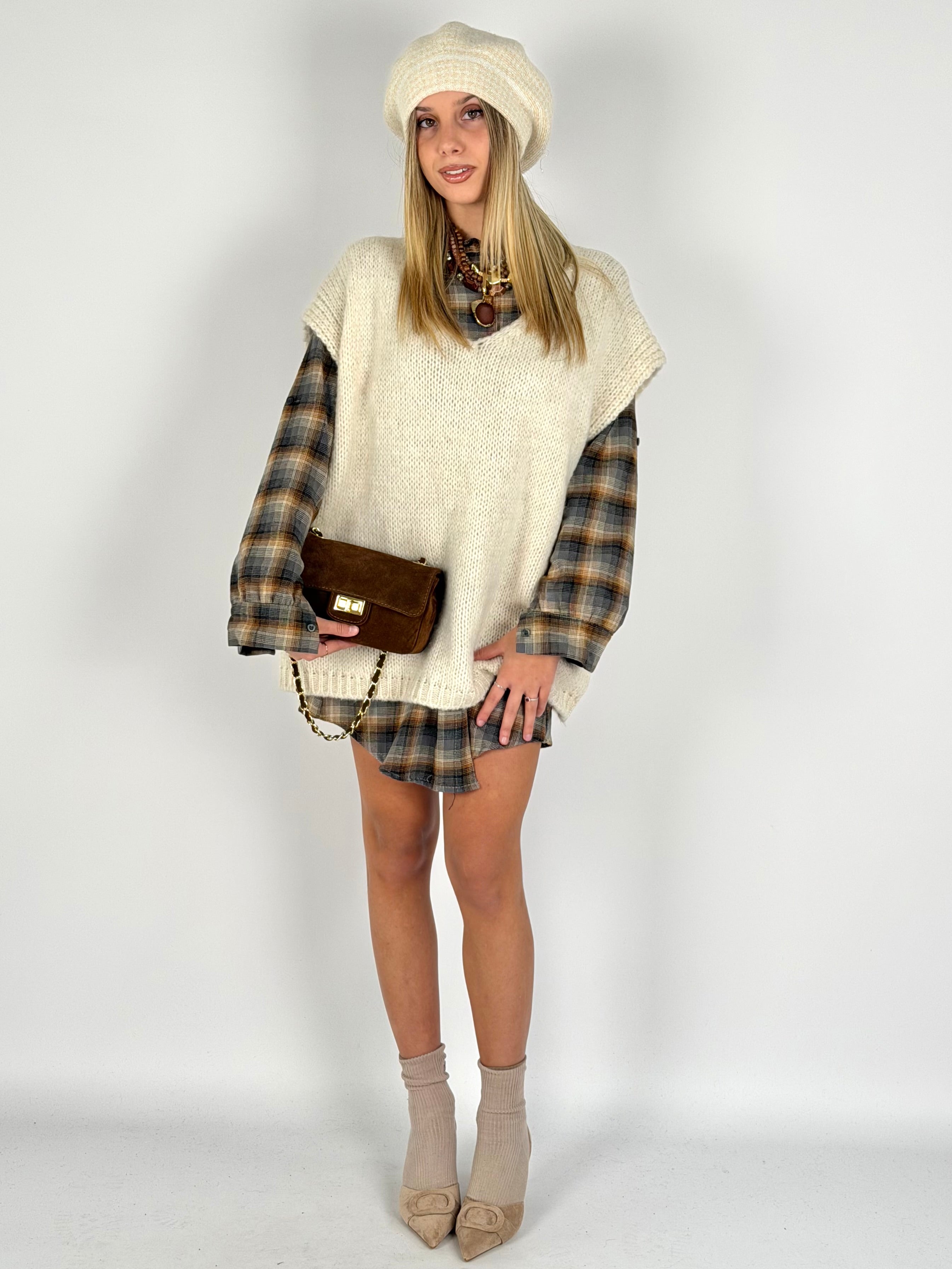 Smanicato + sciarpa beige