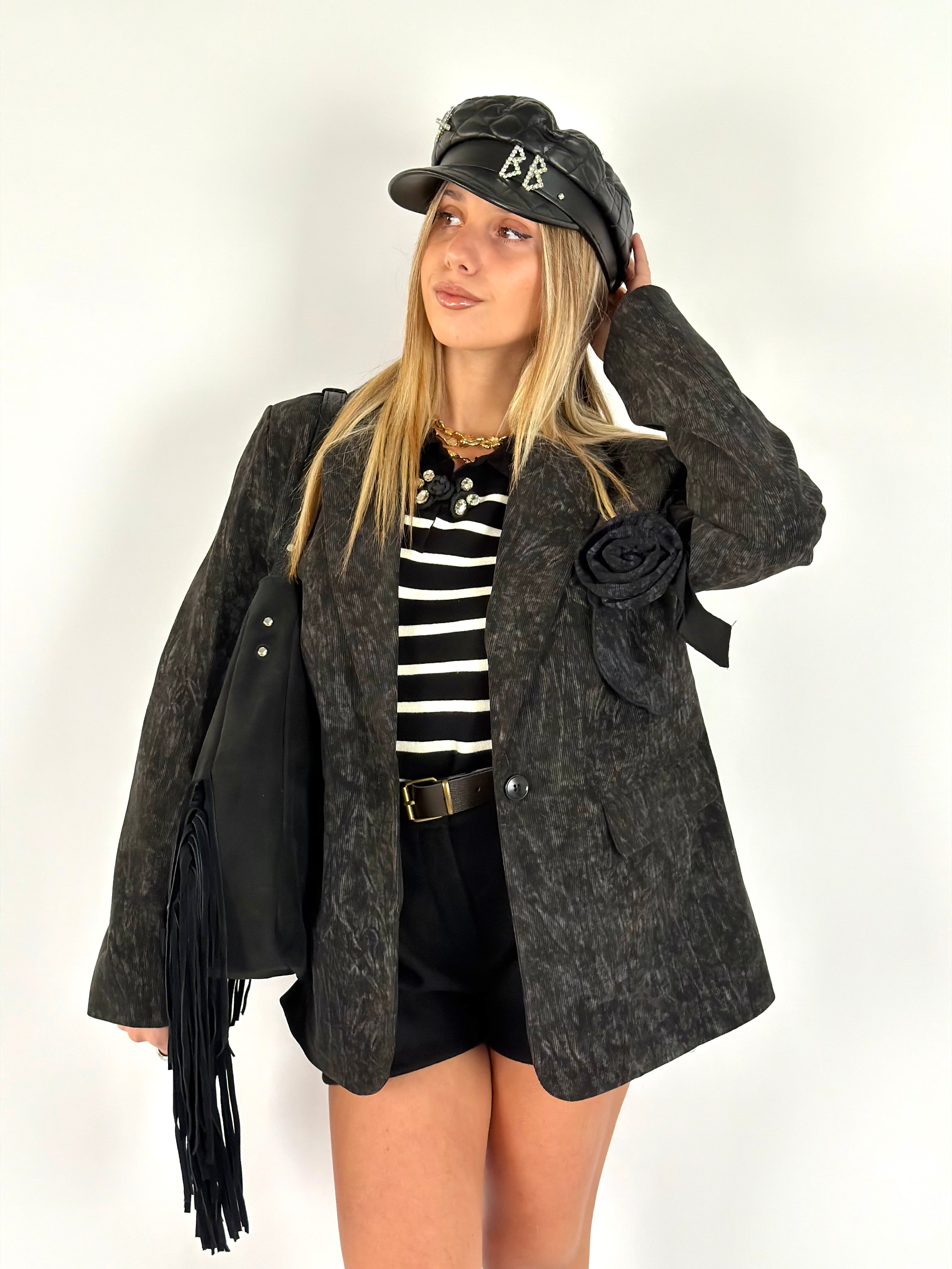 Giacca spilla maxi rosa nera