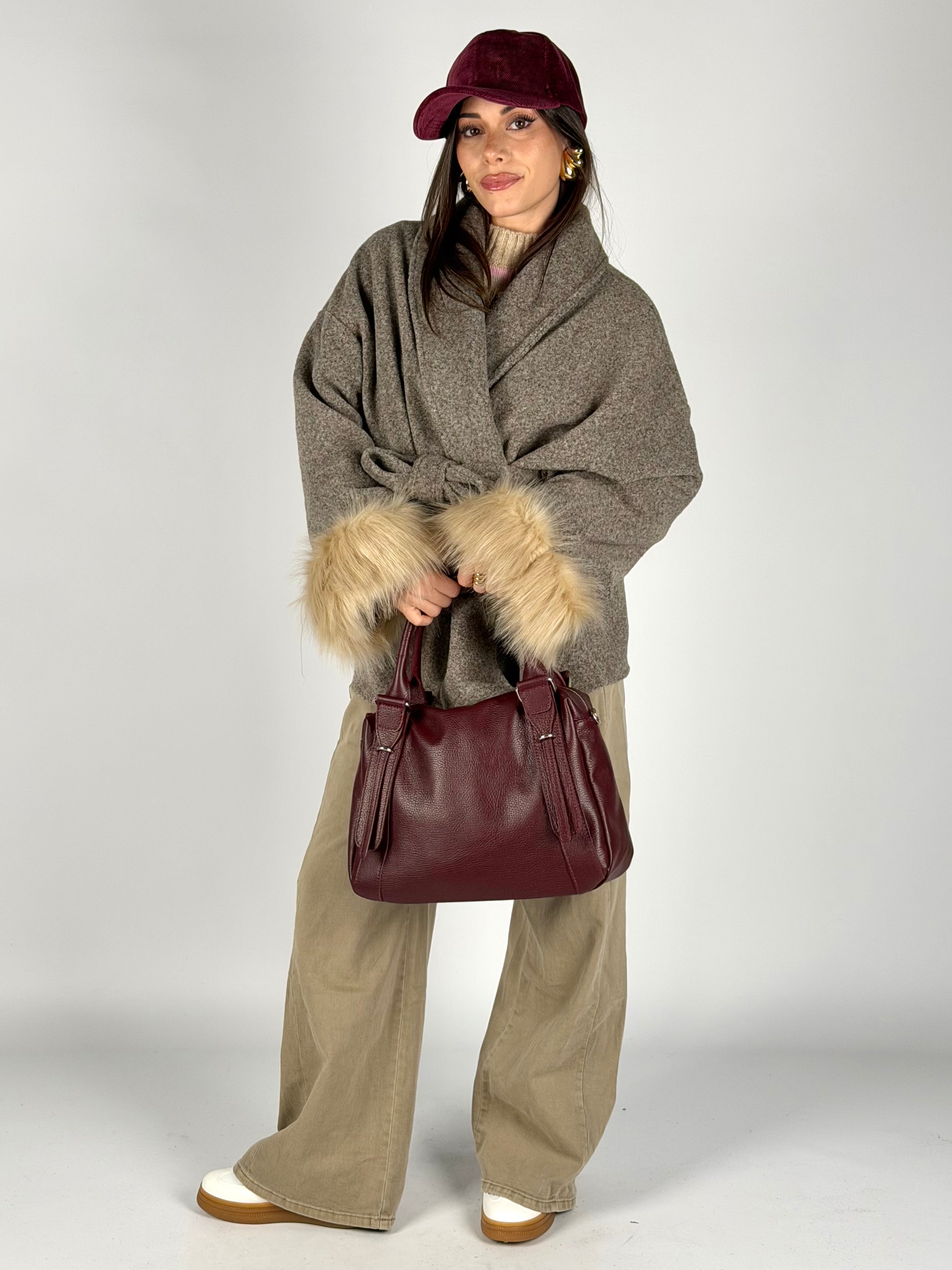 Cappotto maniche pelliccia beige