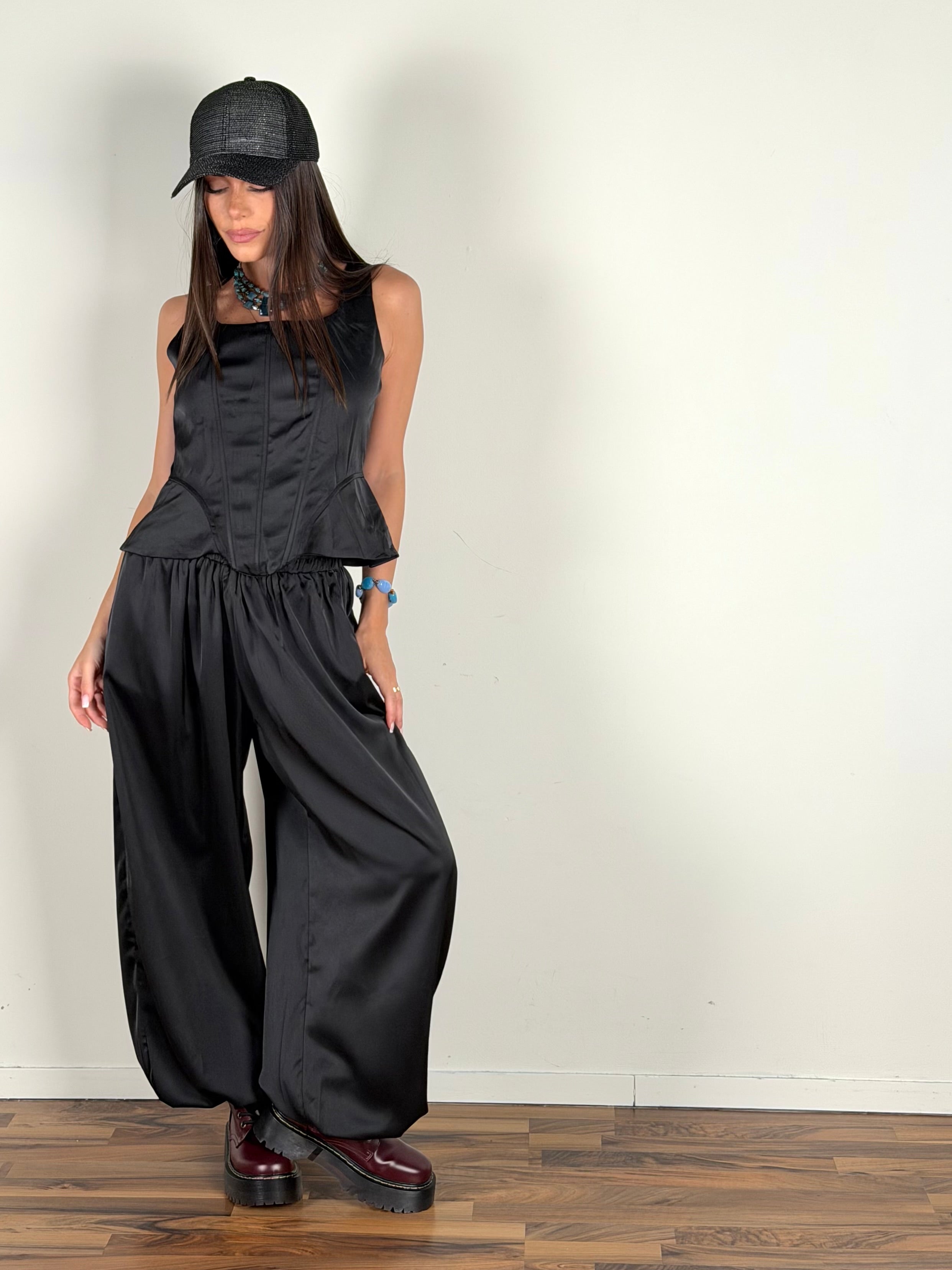 Completo premium Micaela nero