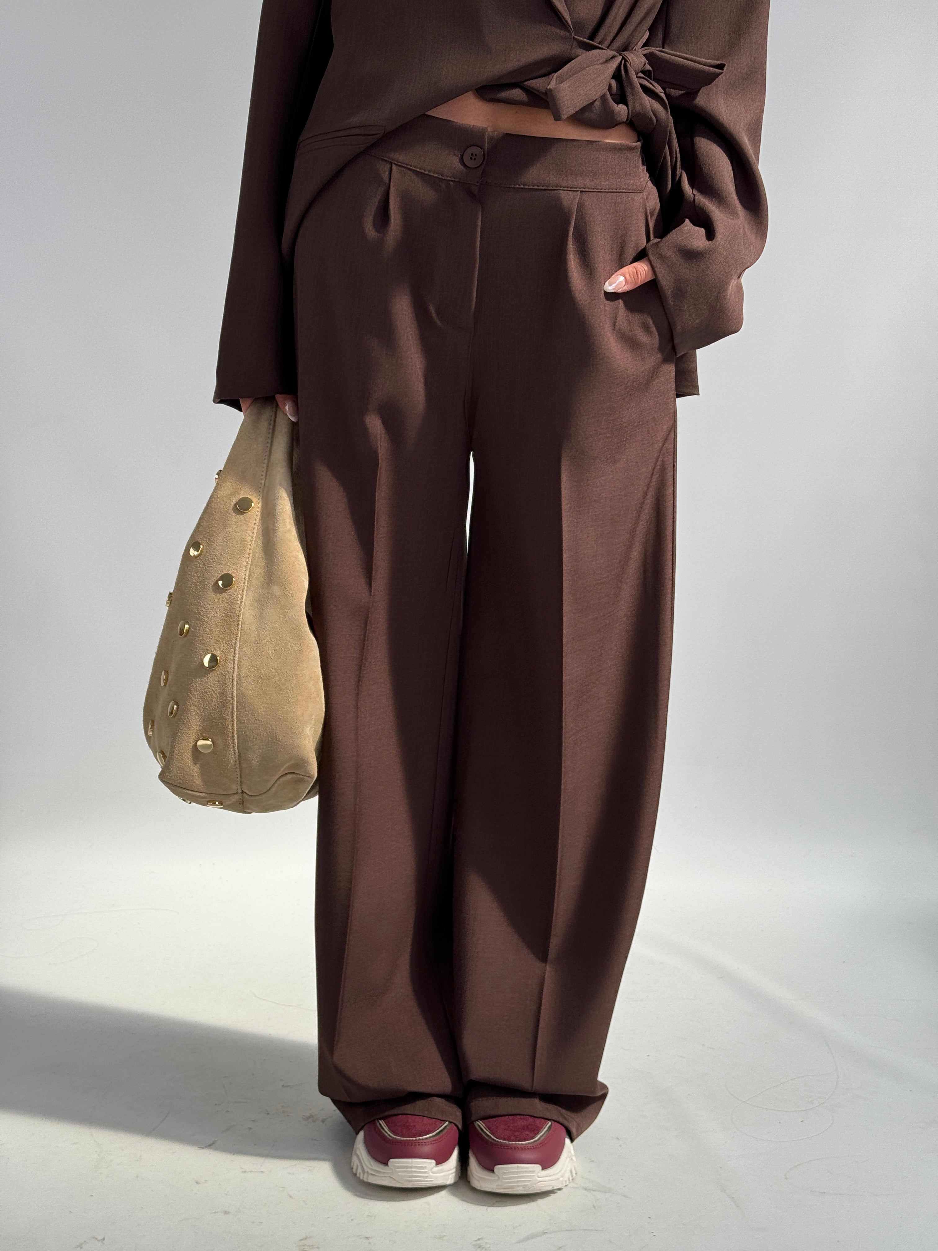 Completo Miriam marrone