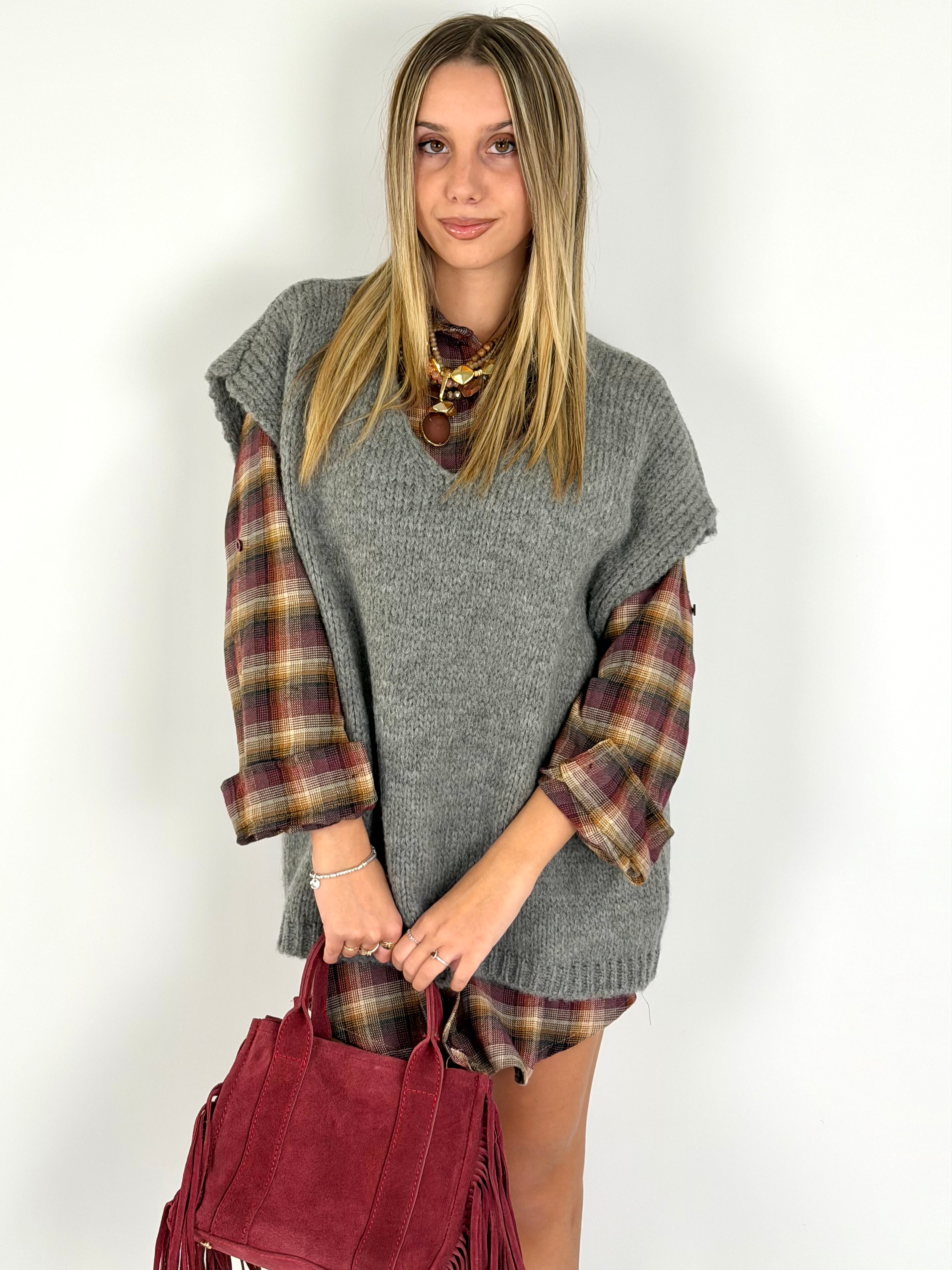 Smanicato + sciarpa grigia