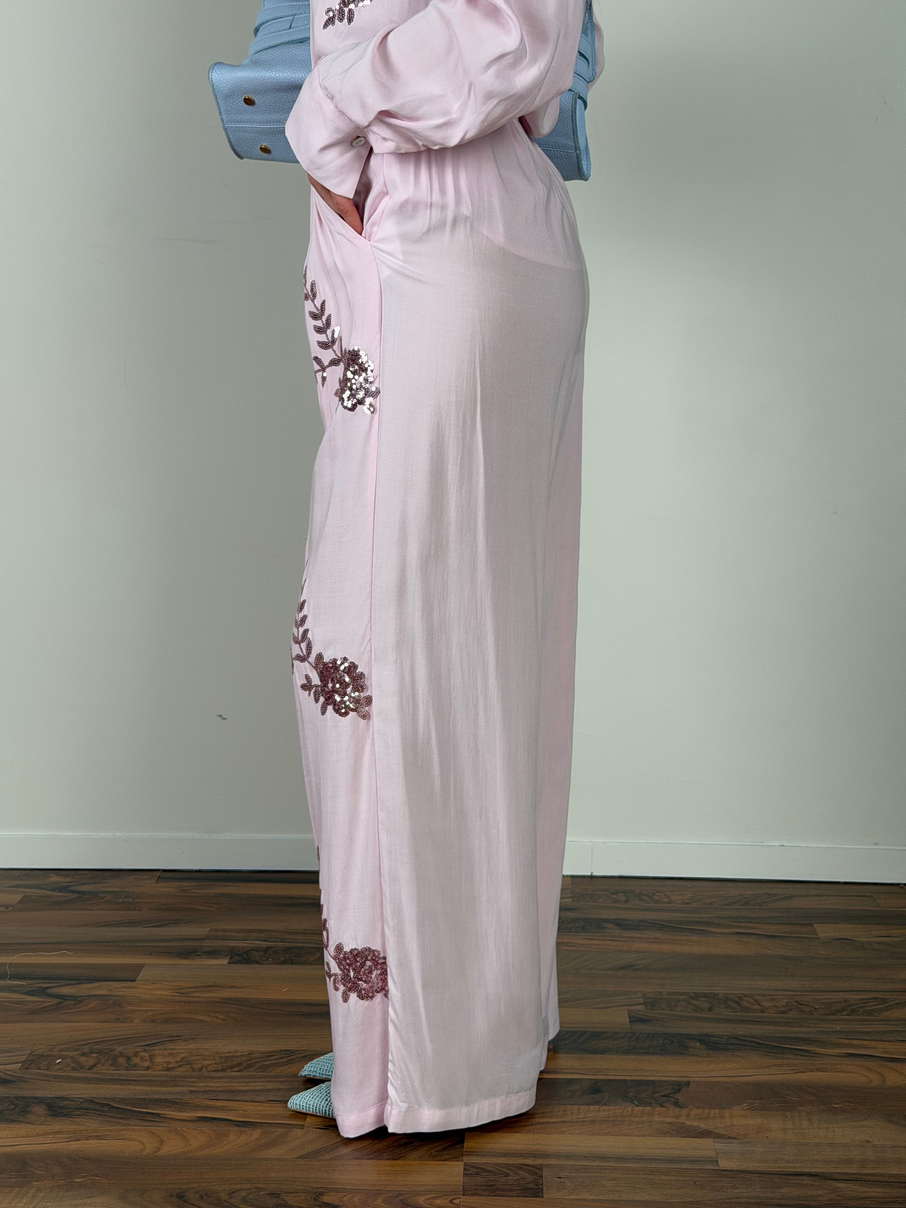 Completo Zuleima rosa