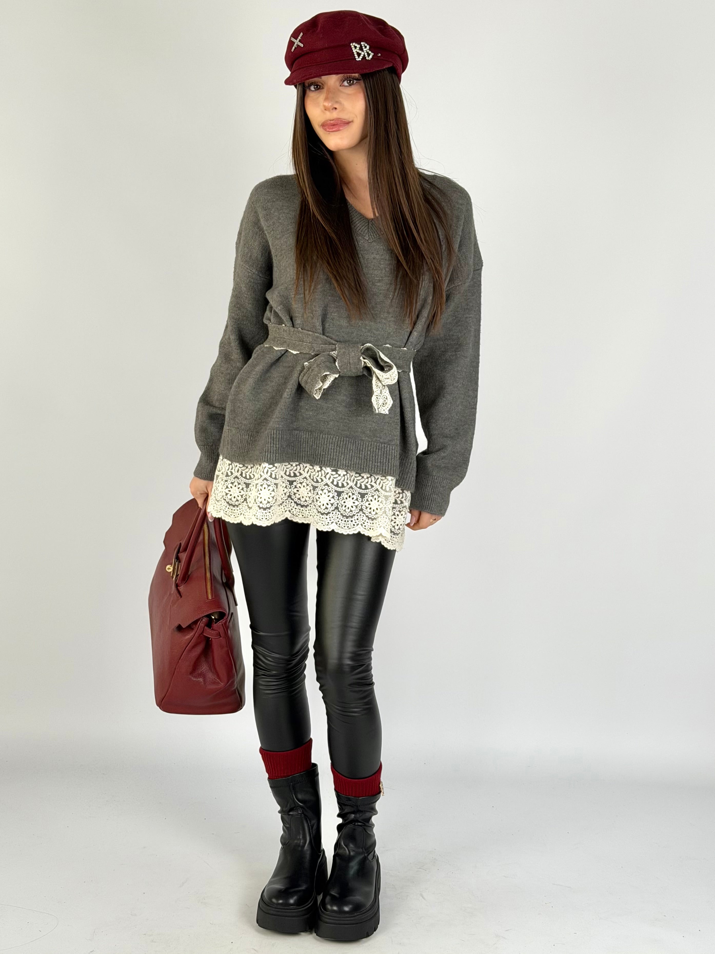 Maglia cintura ricami grigio