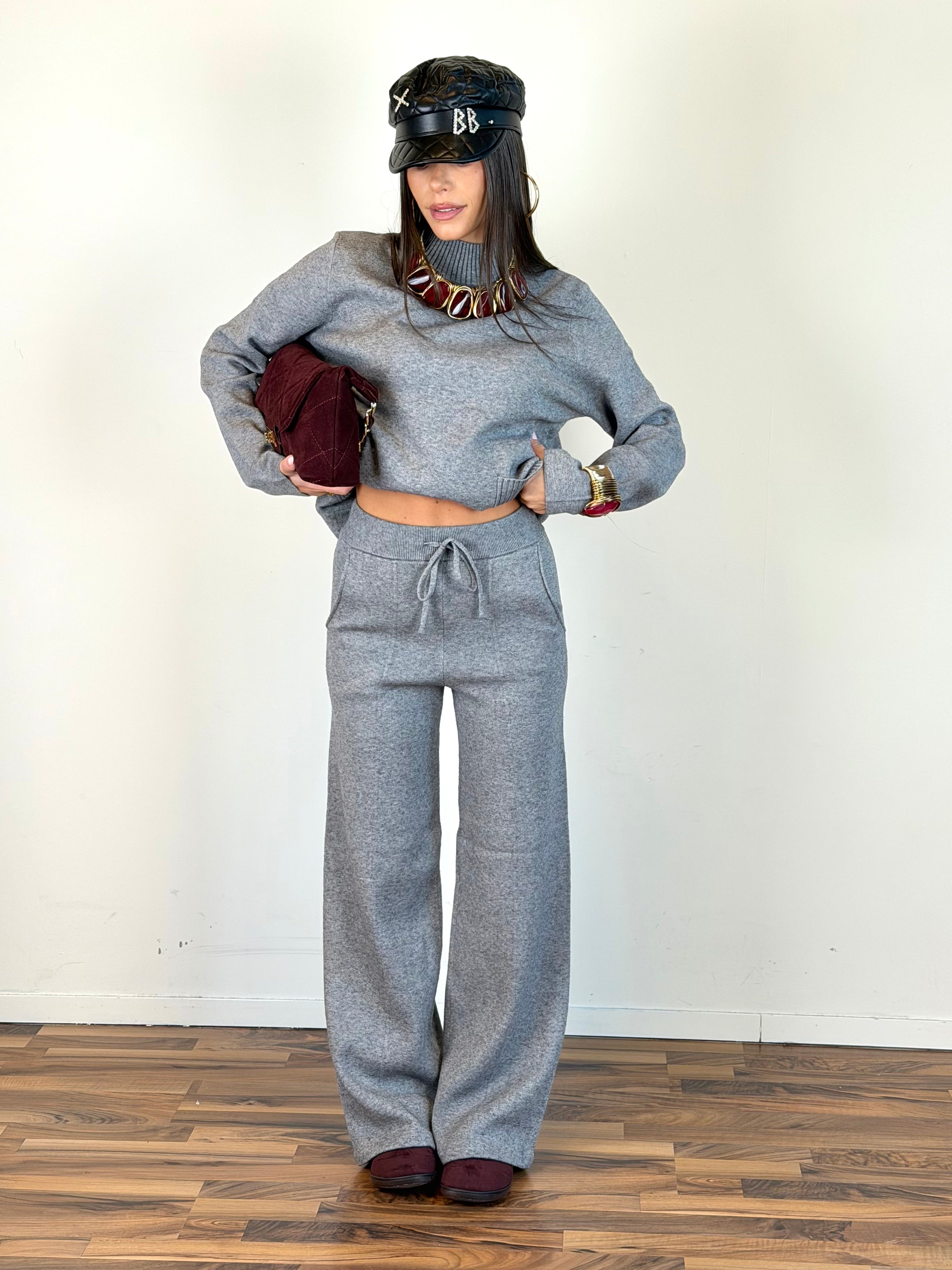 Tuta tasche grigio
