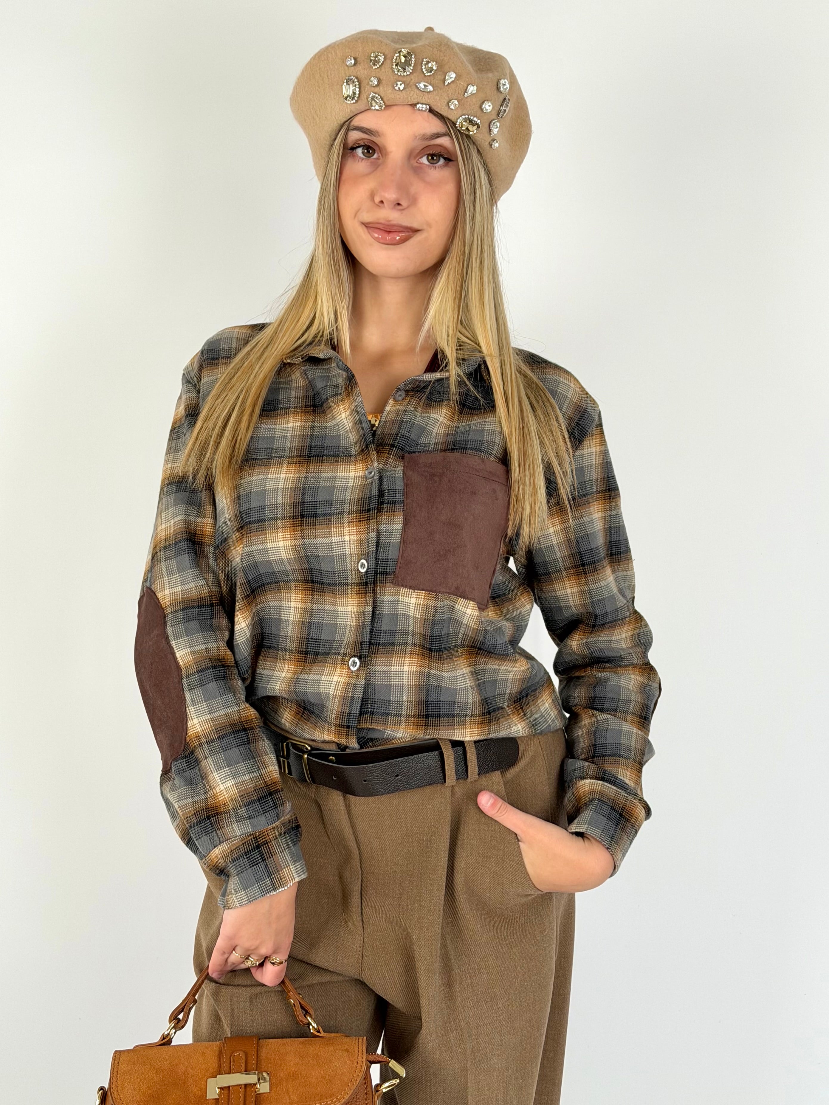 Camicia check taschino scamosciato marrone