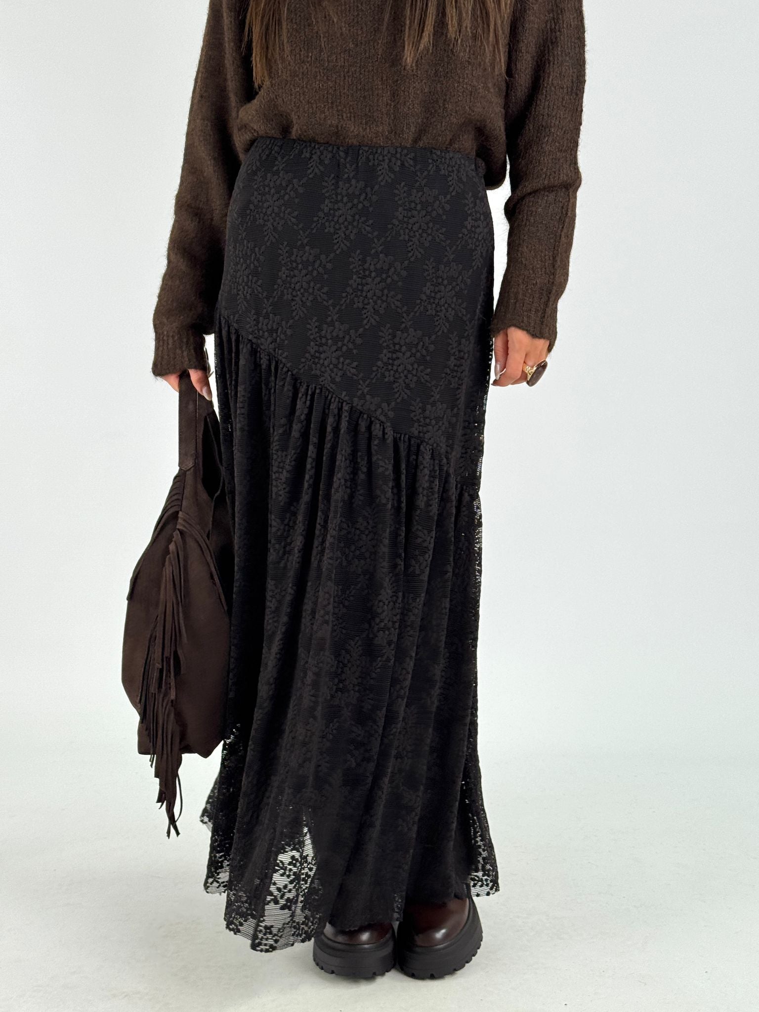 Gonna pizzo Genova nera