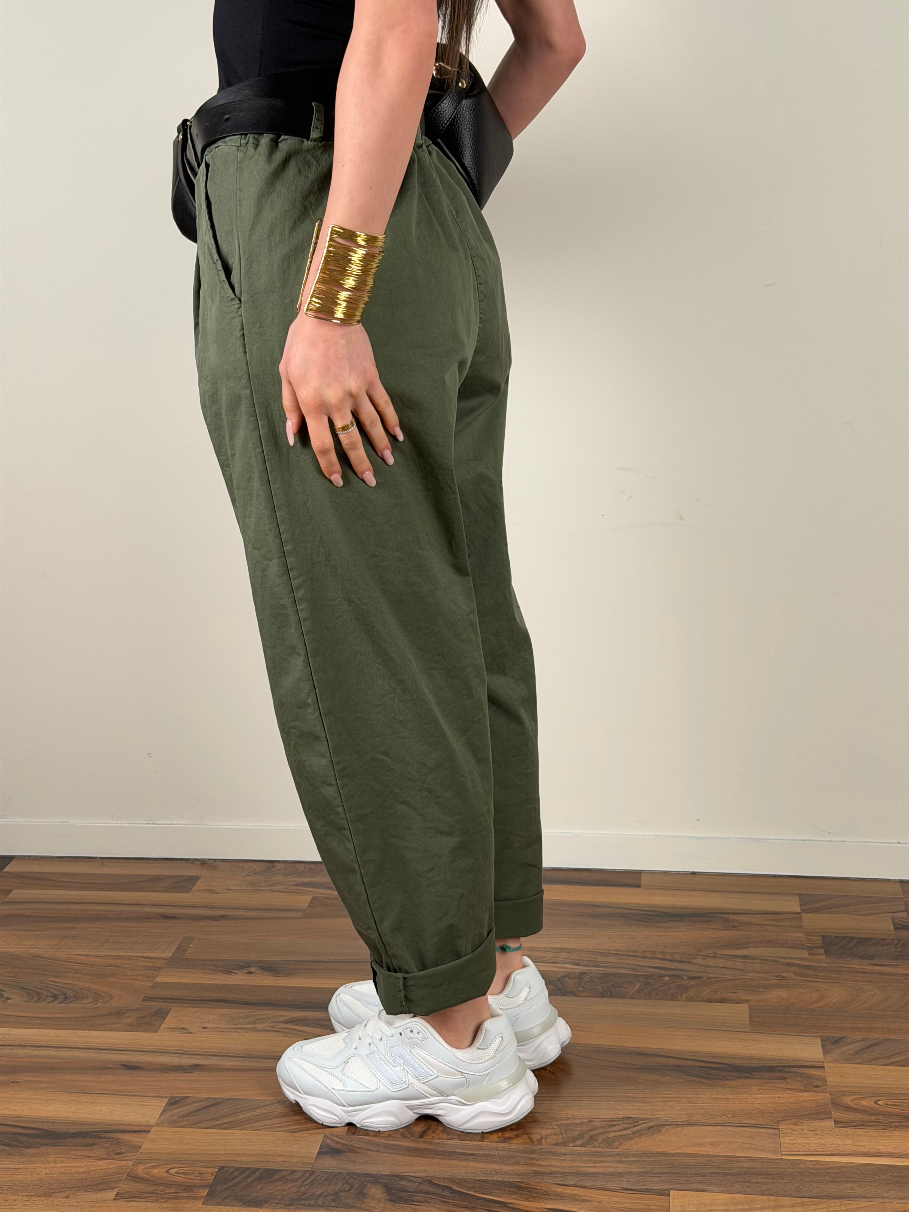 Pantalone Carmen verde militare