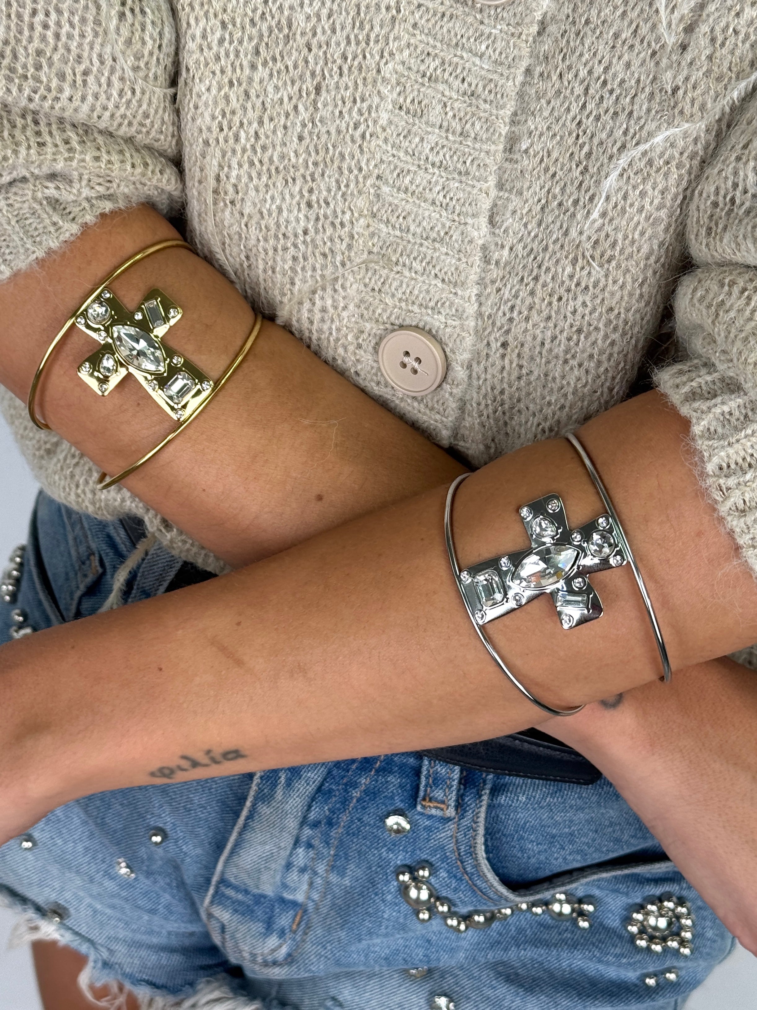 Bracciale rigido maxi croce