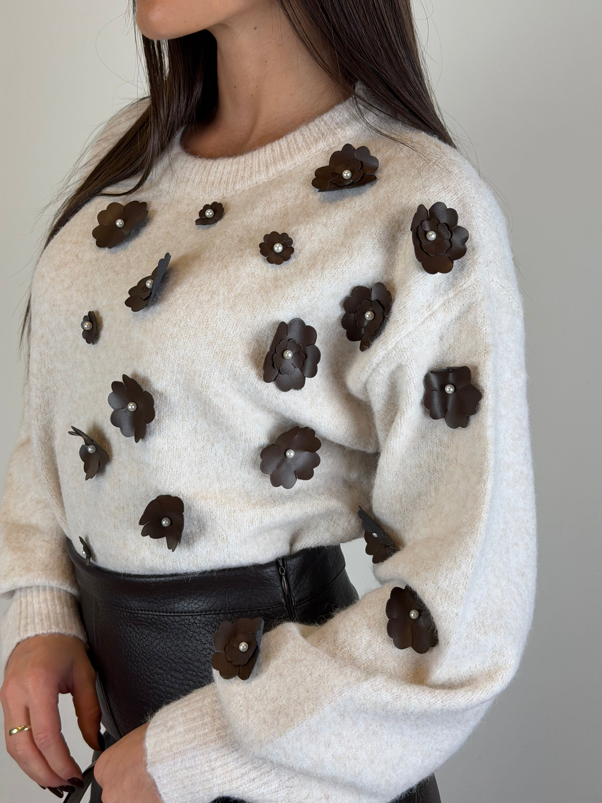 Maglia Velvet fiori rilievo
