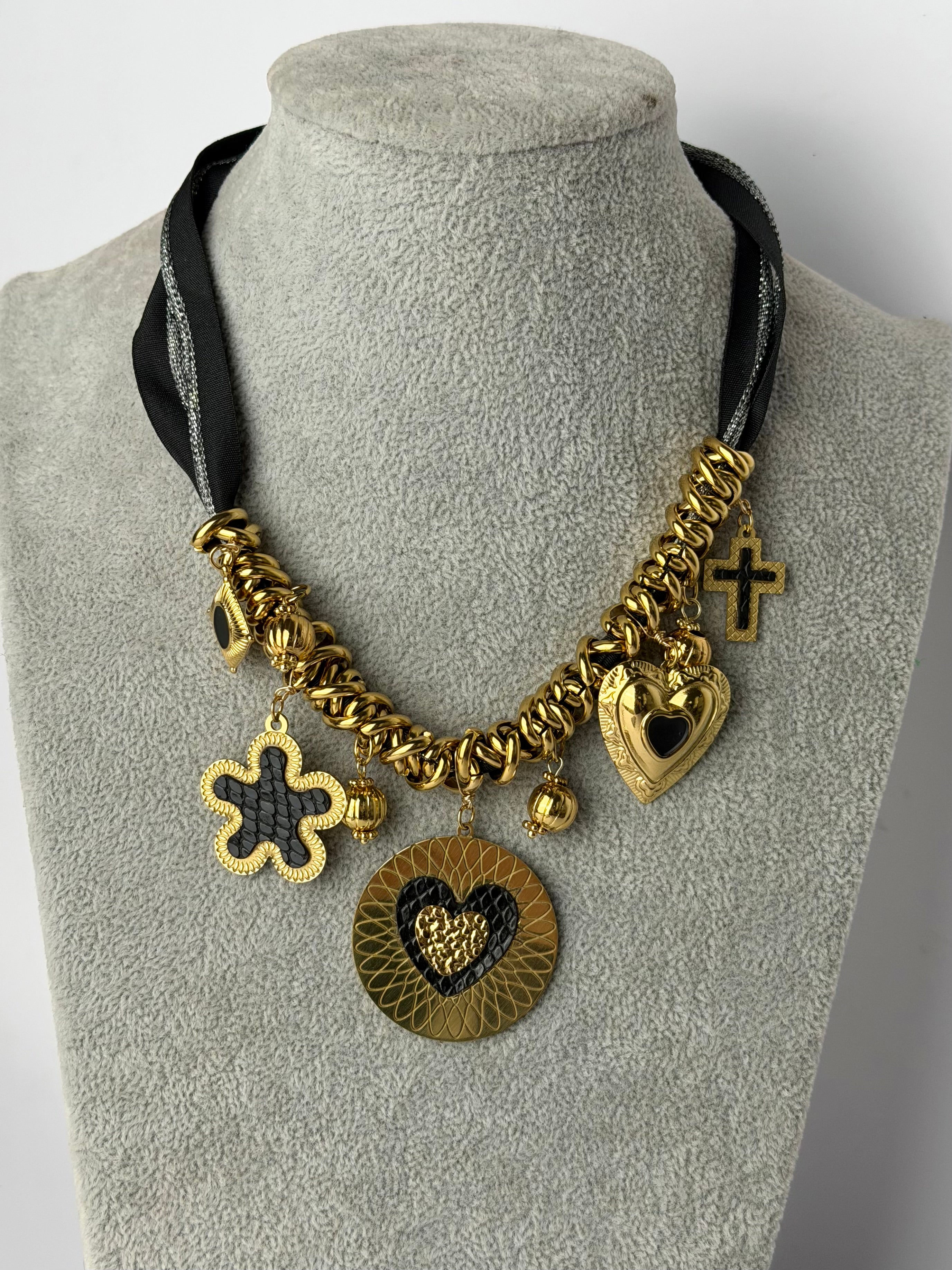 Collana ciondoli nastro lurex