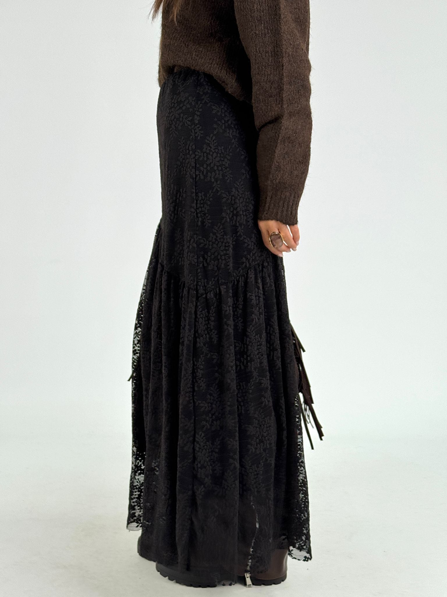 Gonna pizzo Genova nera