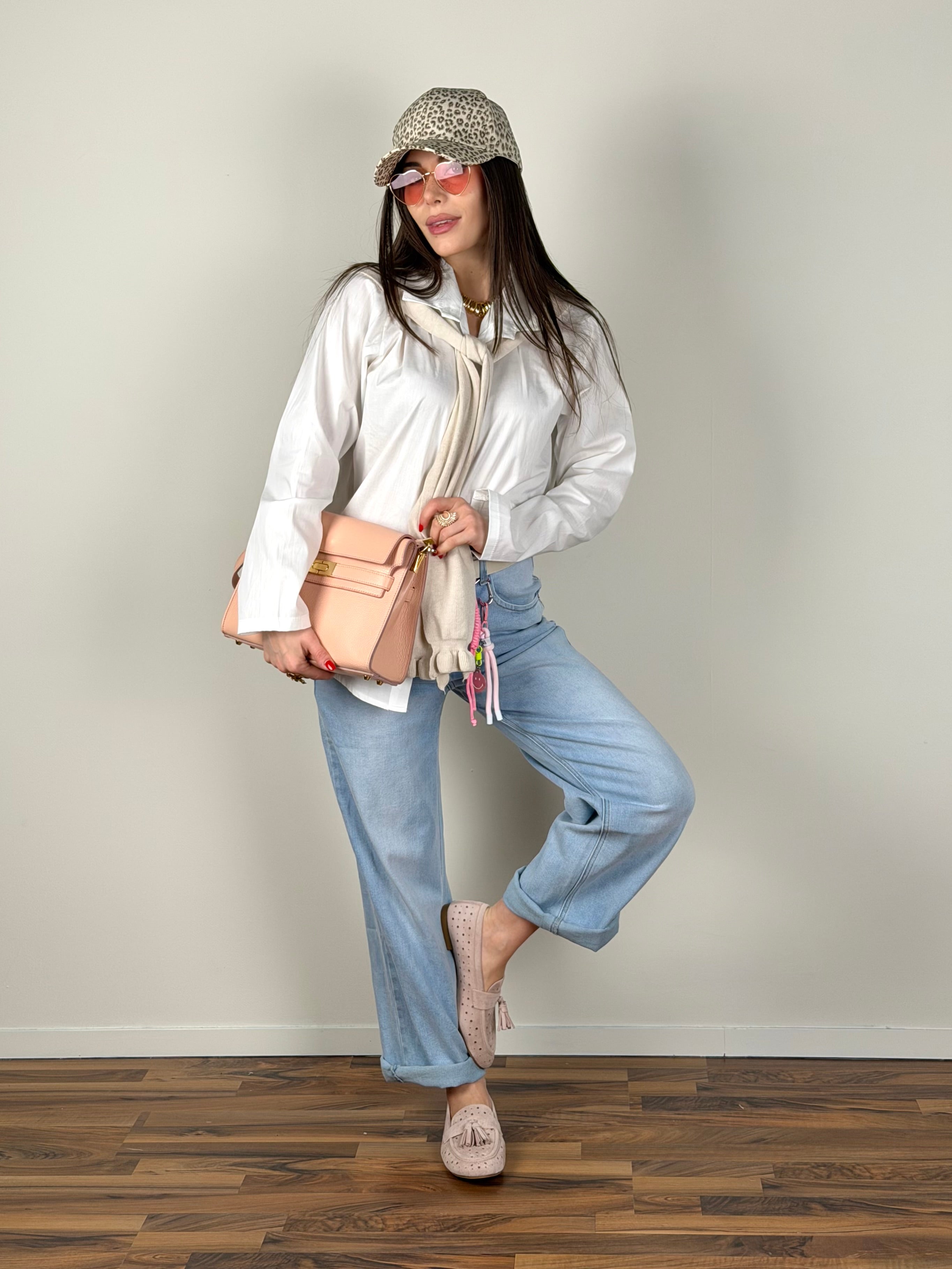 Camicia cotone + maglioncino beige