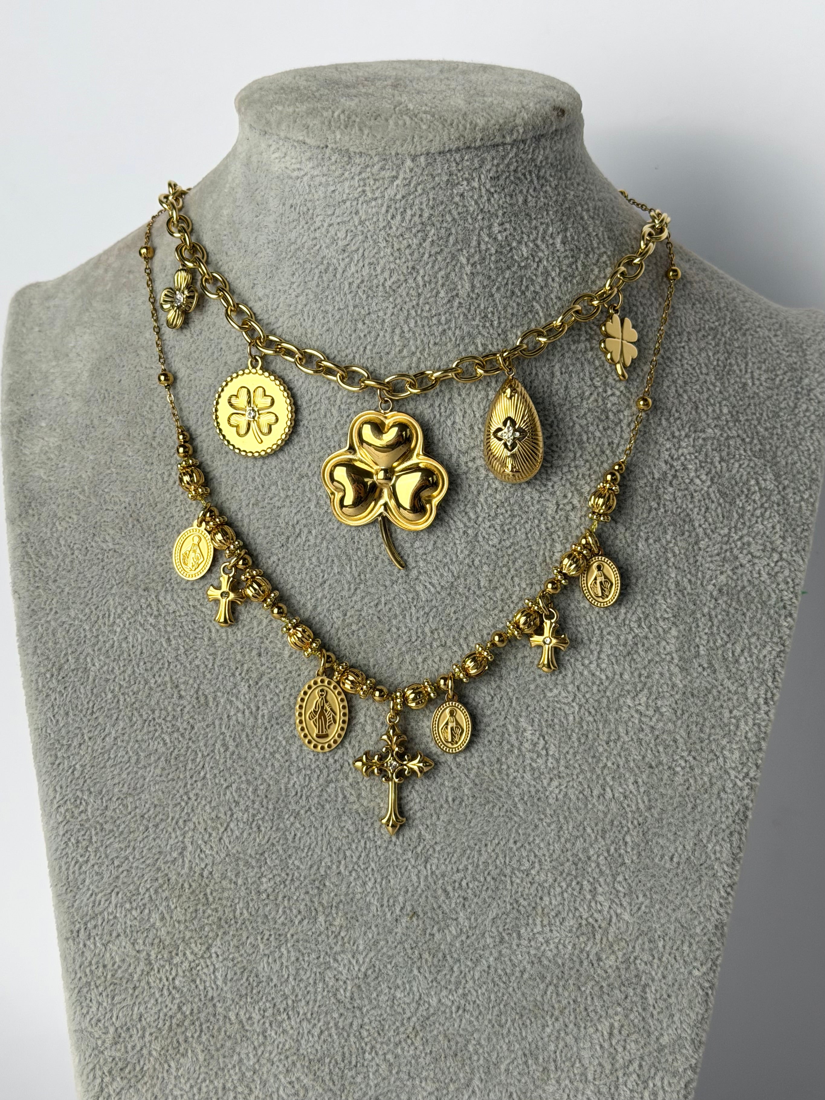 Collana ciondoli e croce - 2 colori