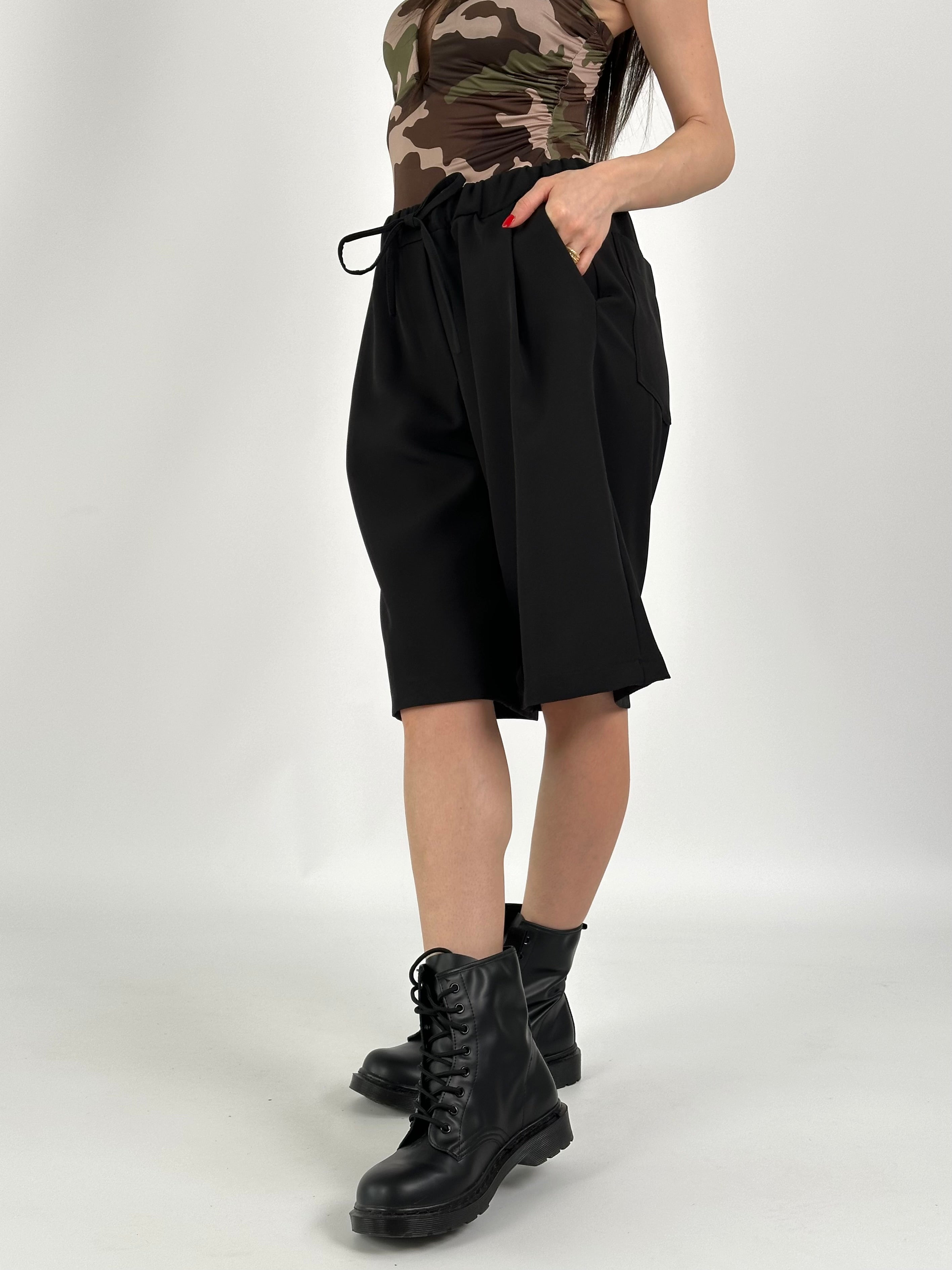 Pantalone Bermuda Julia nero