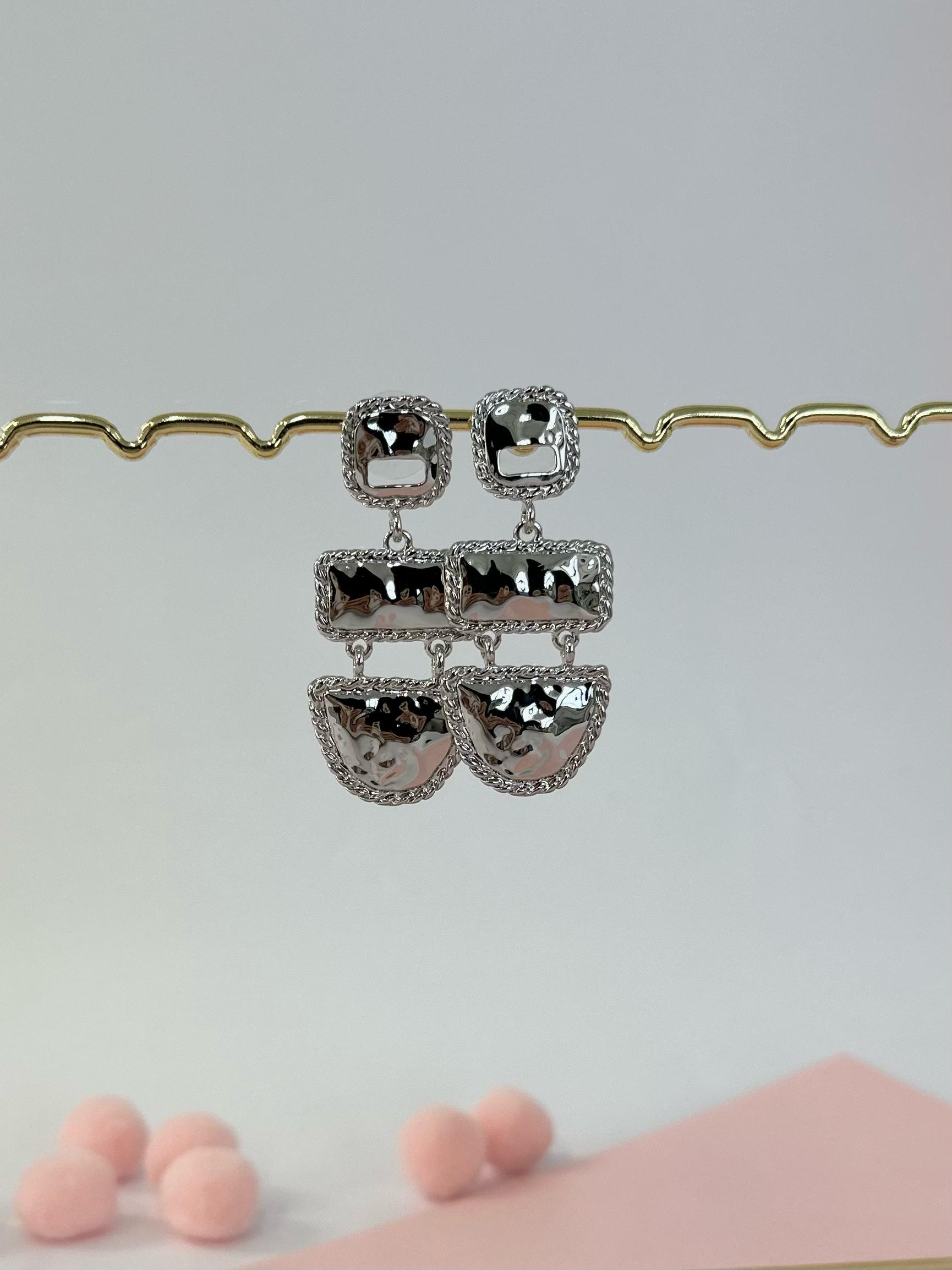 Orecchini pendenti Diana