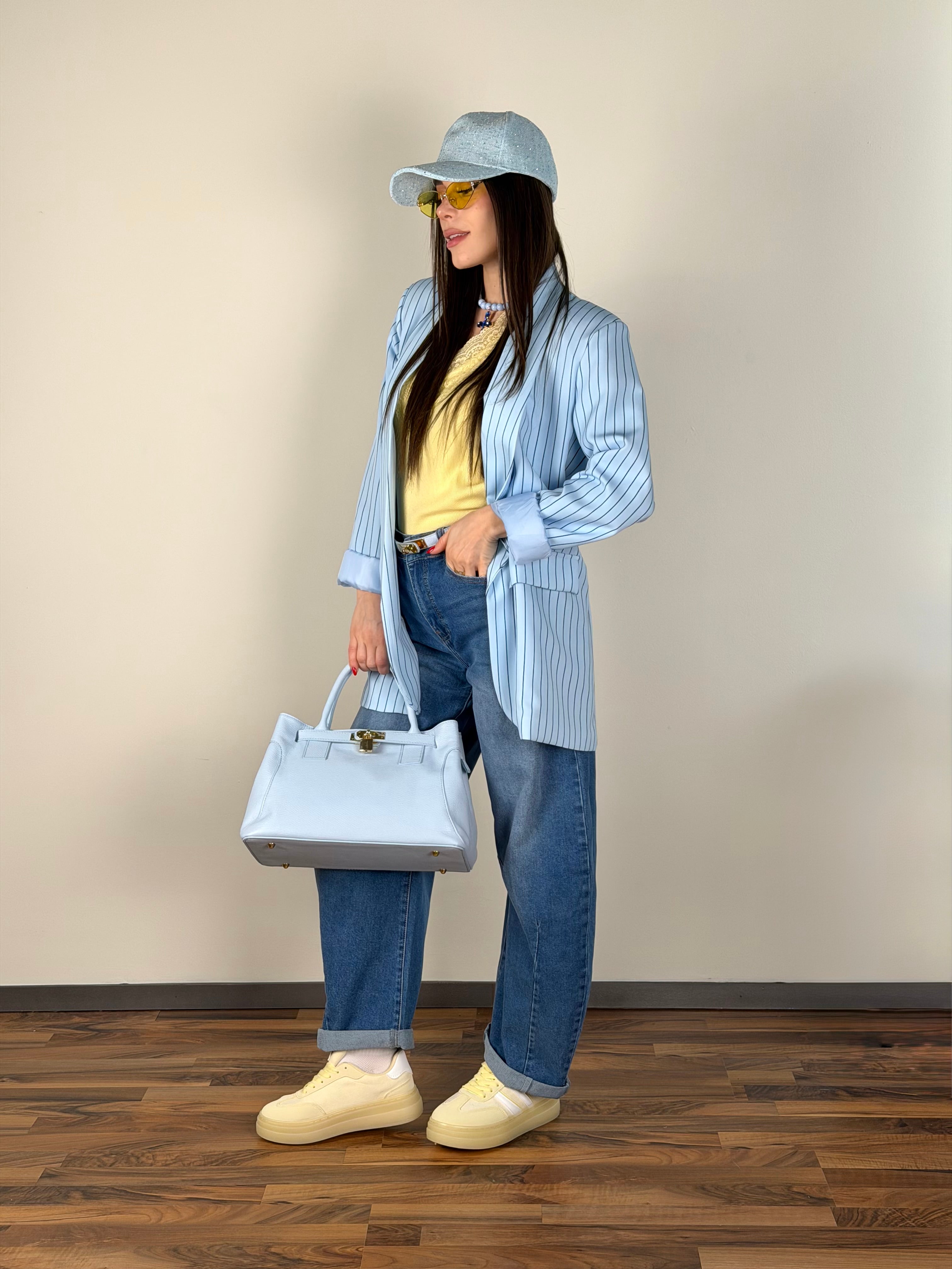 Giacca gessata celeste