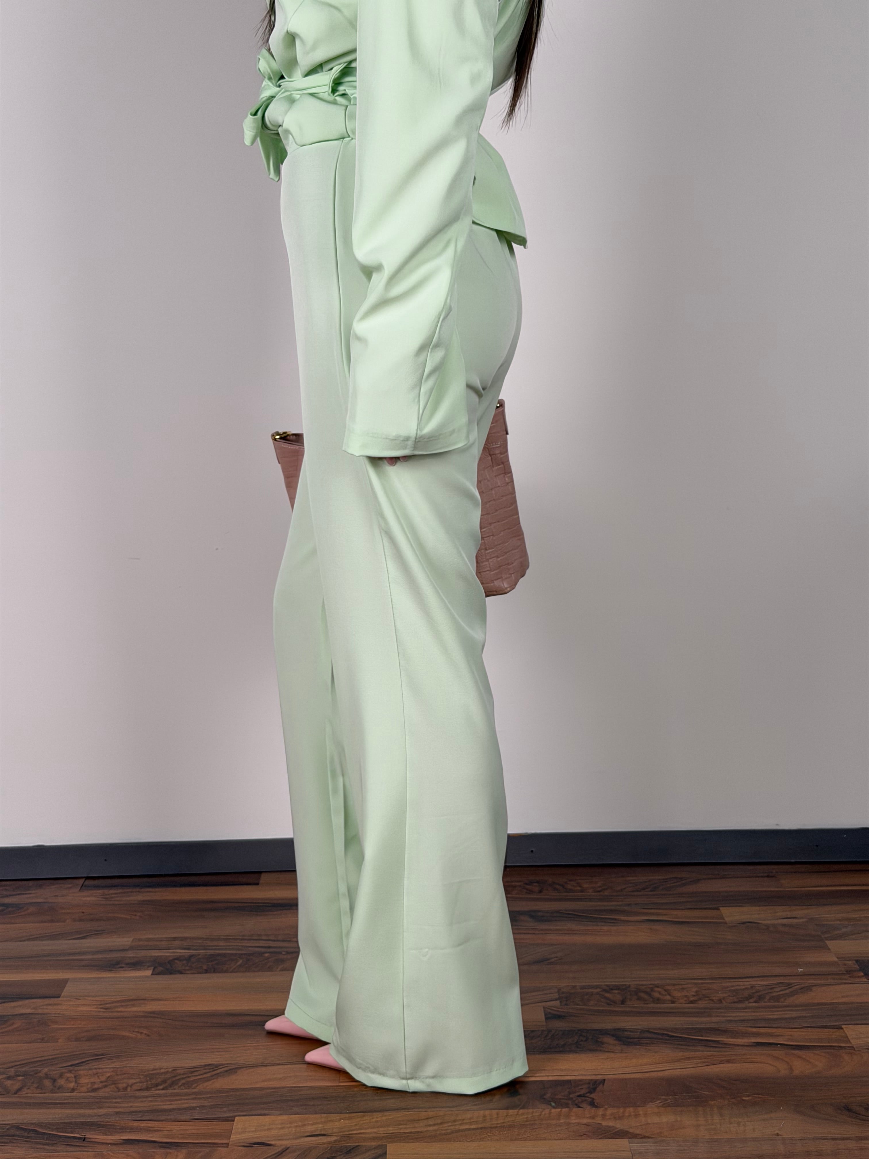 Completo Anya verde salvia