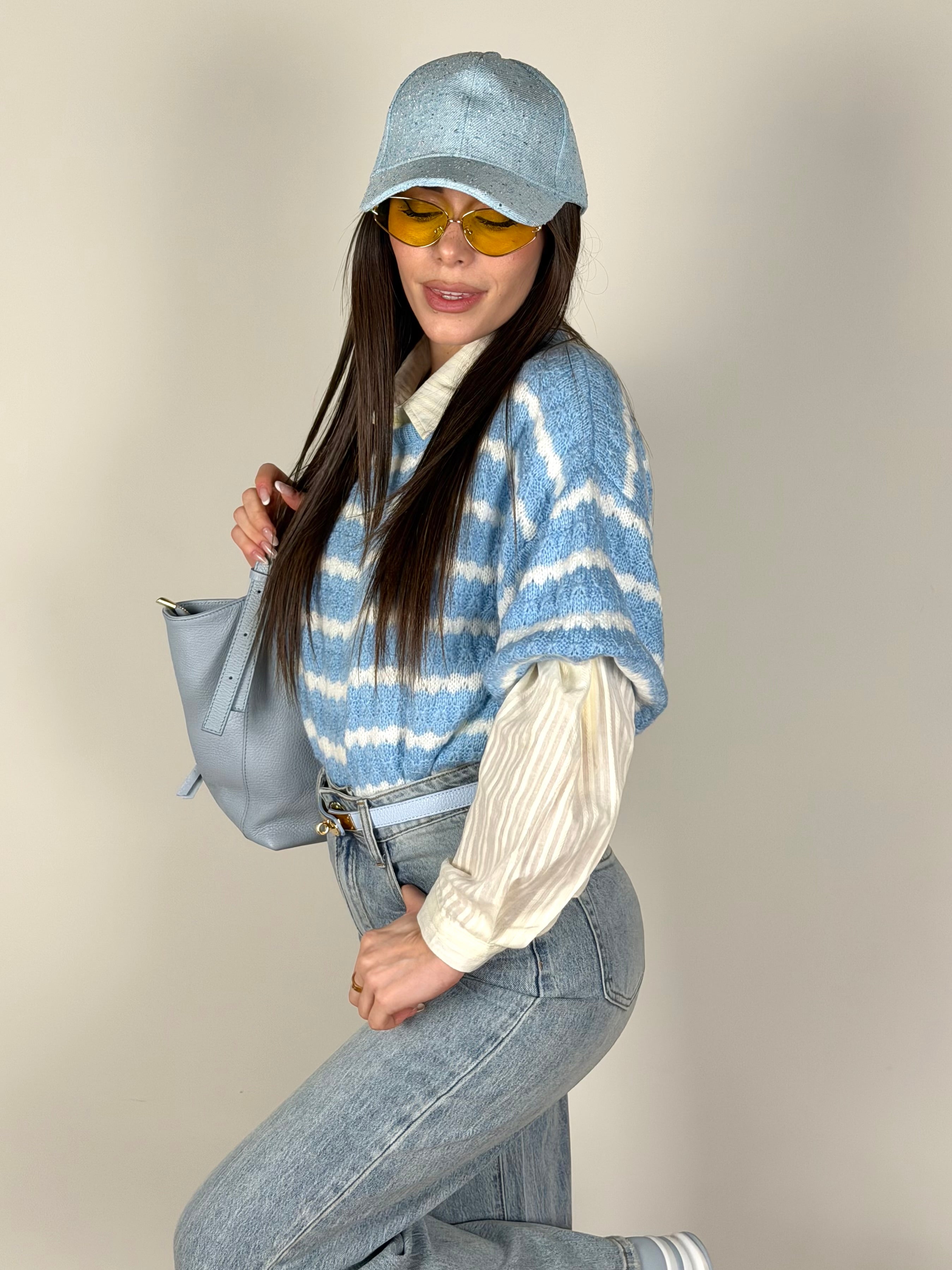 Maglia zig zag celeste/bianco