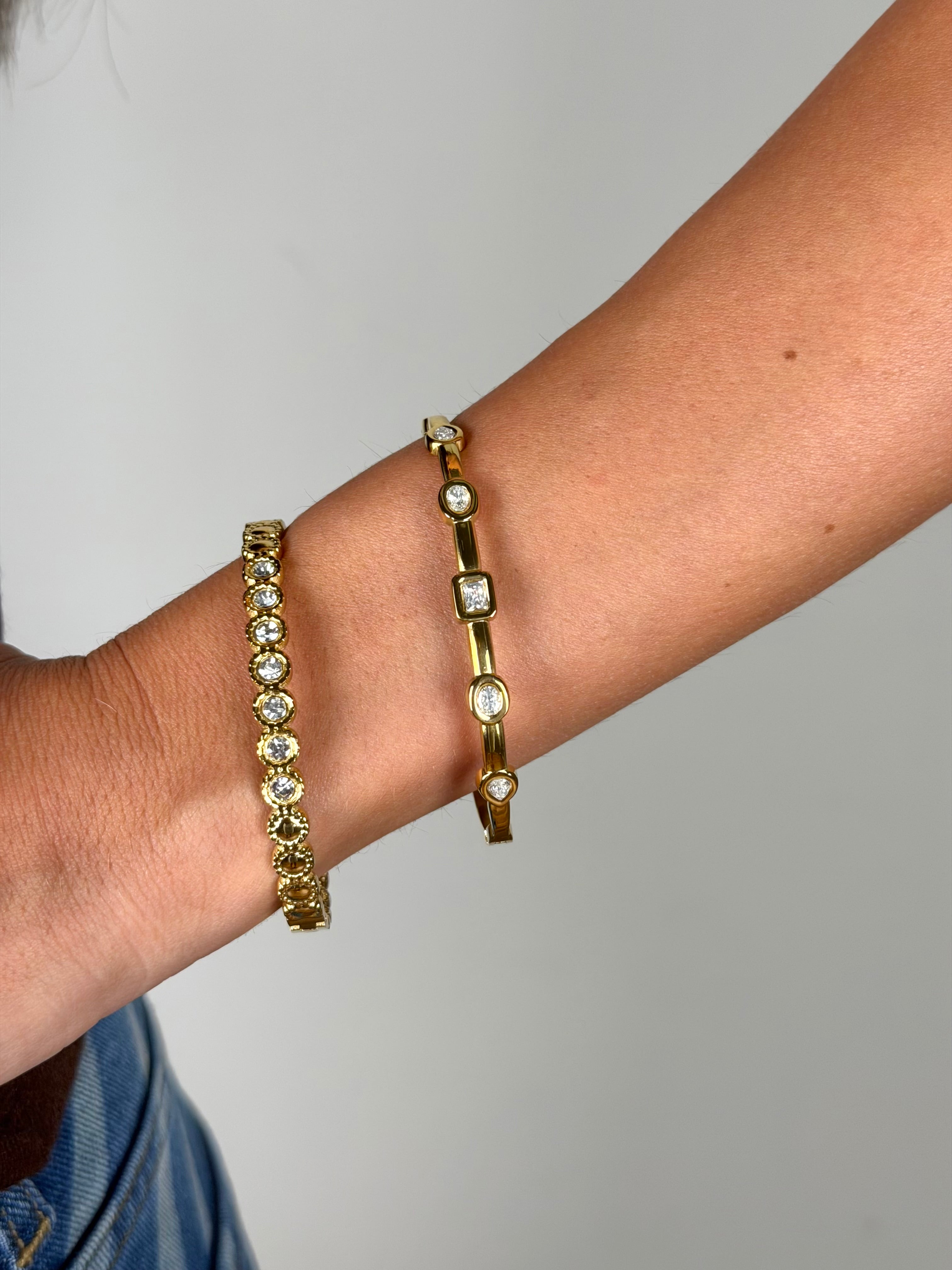 Bangle versus - collezione versus oro