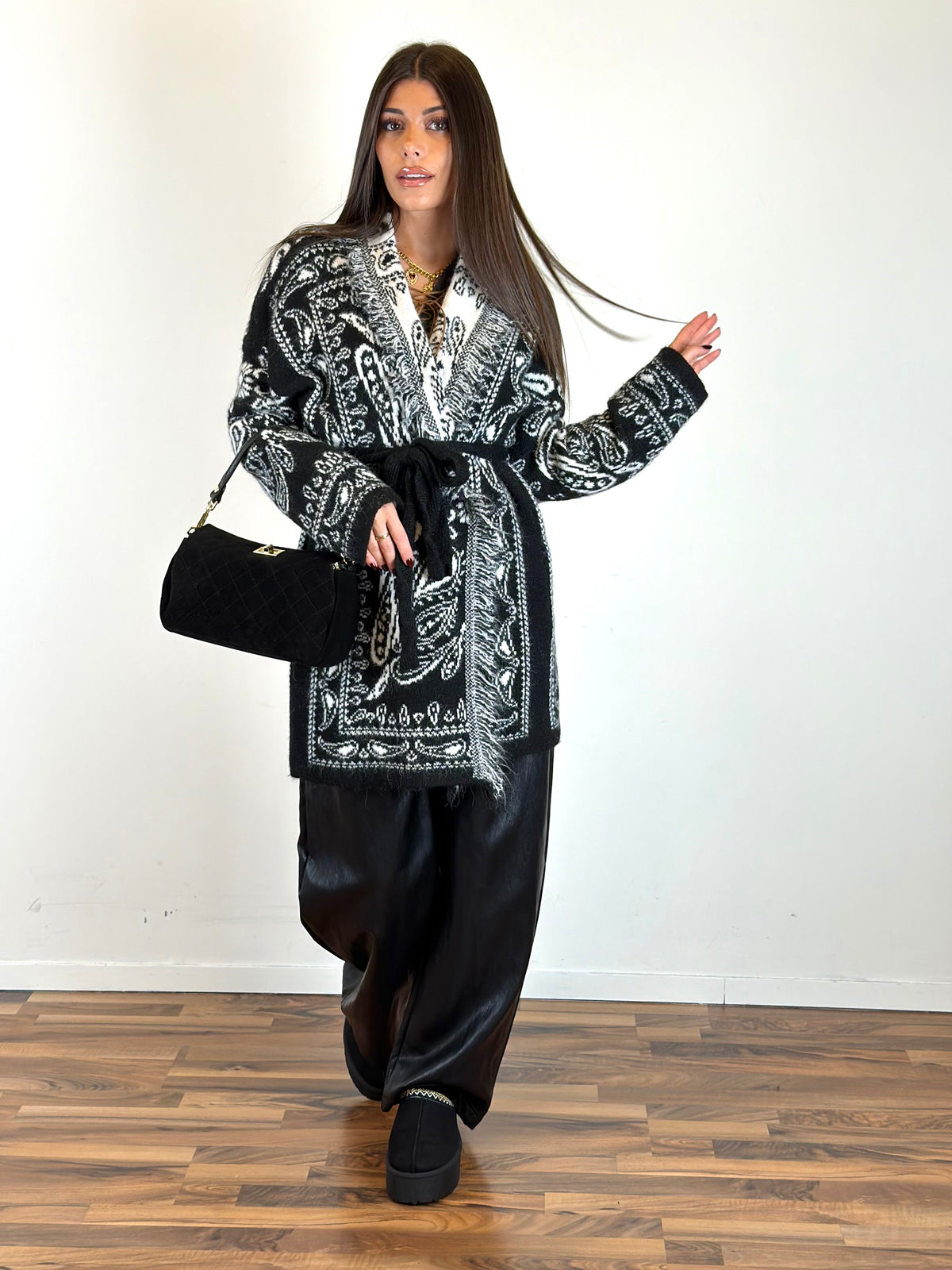 Cardigan India nero
