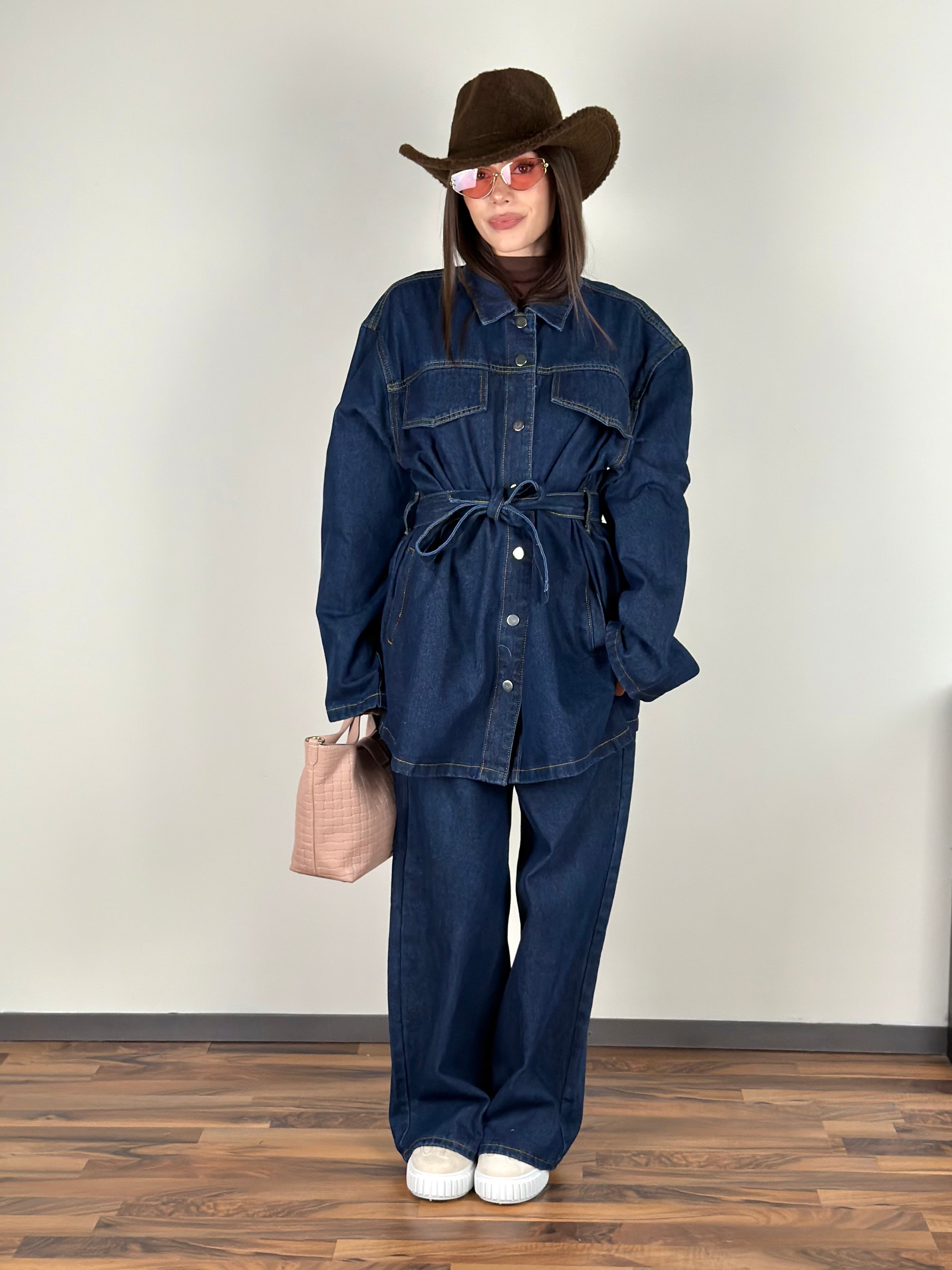 Completo premium NYC blu