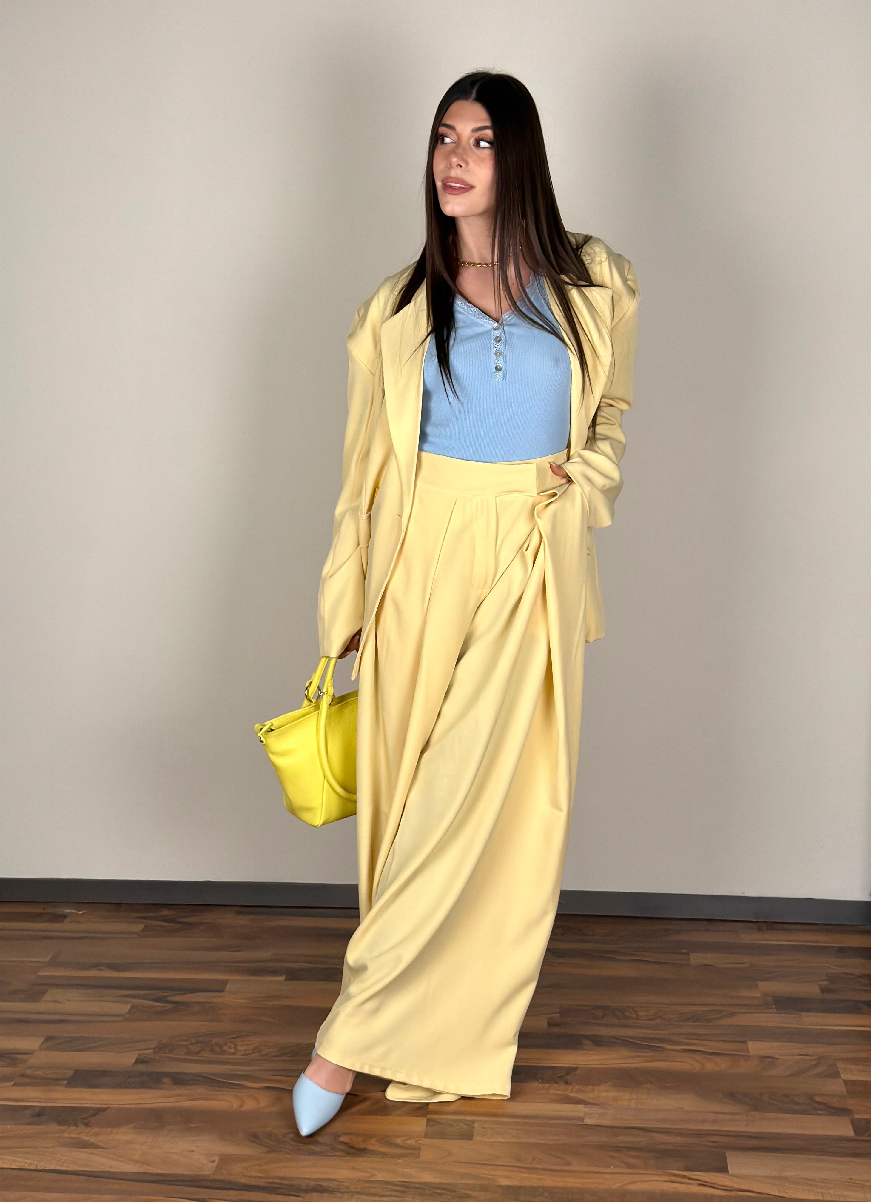 Completo vision giallo