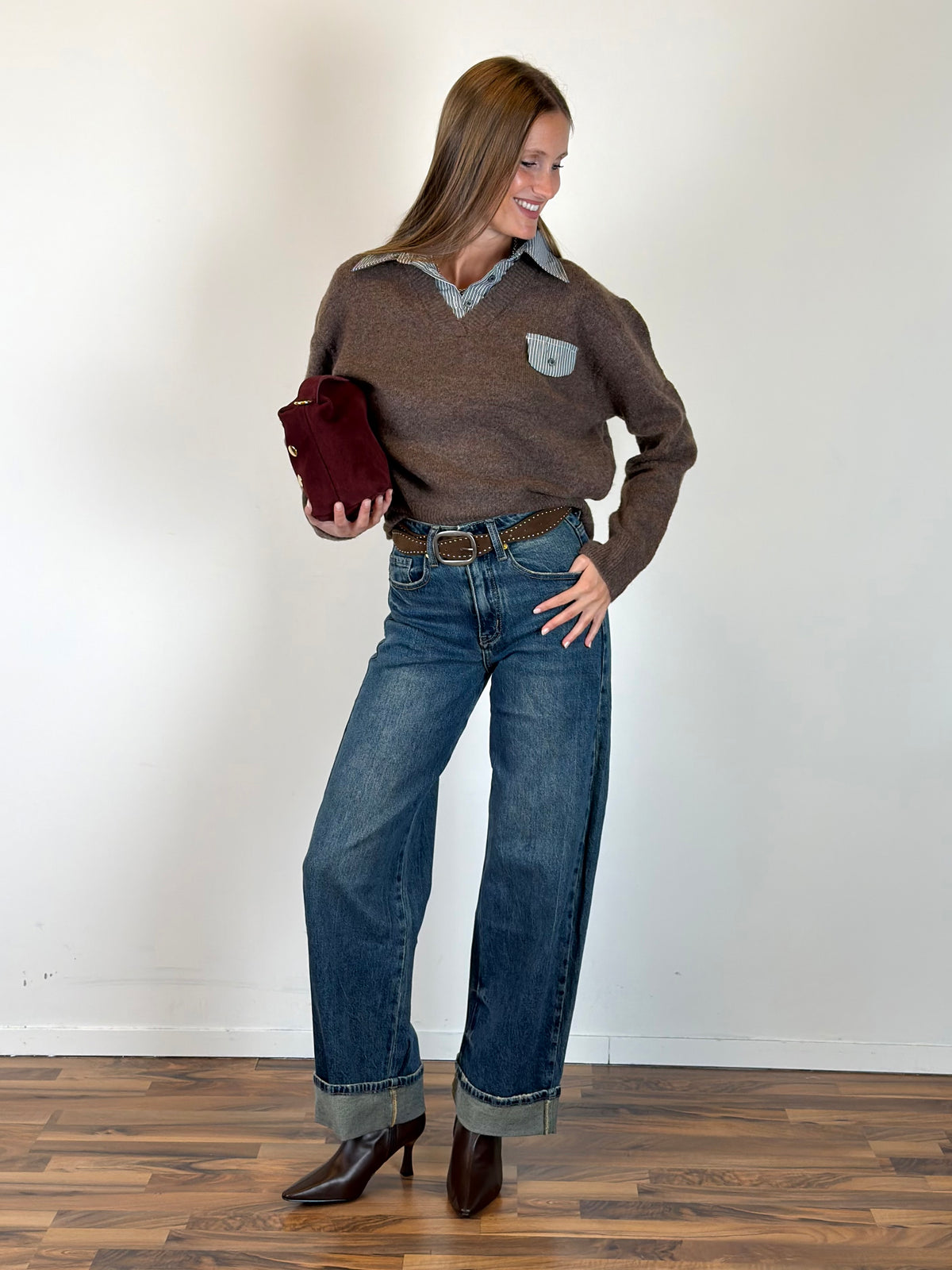 Jeans cintura borchie