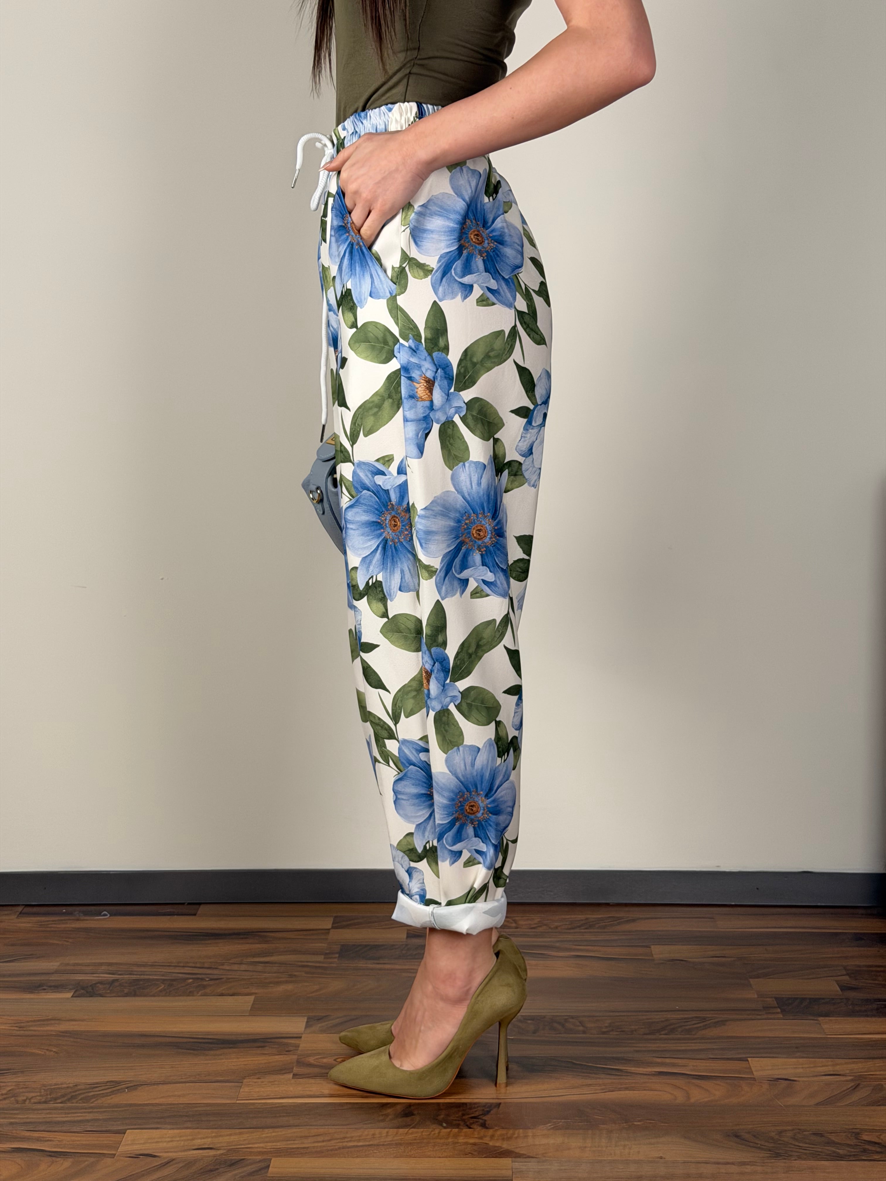 Pantalone Spring fiori celeste