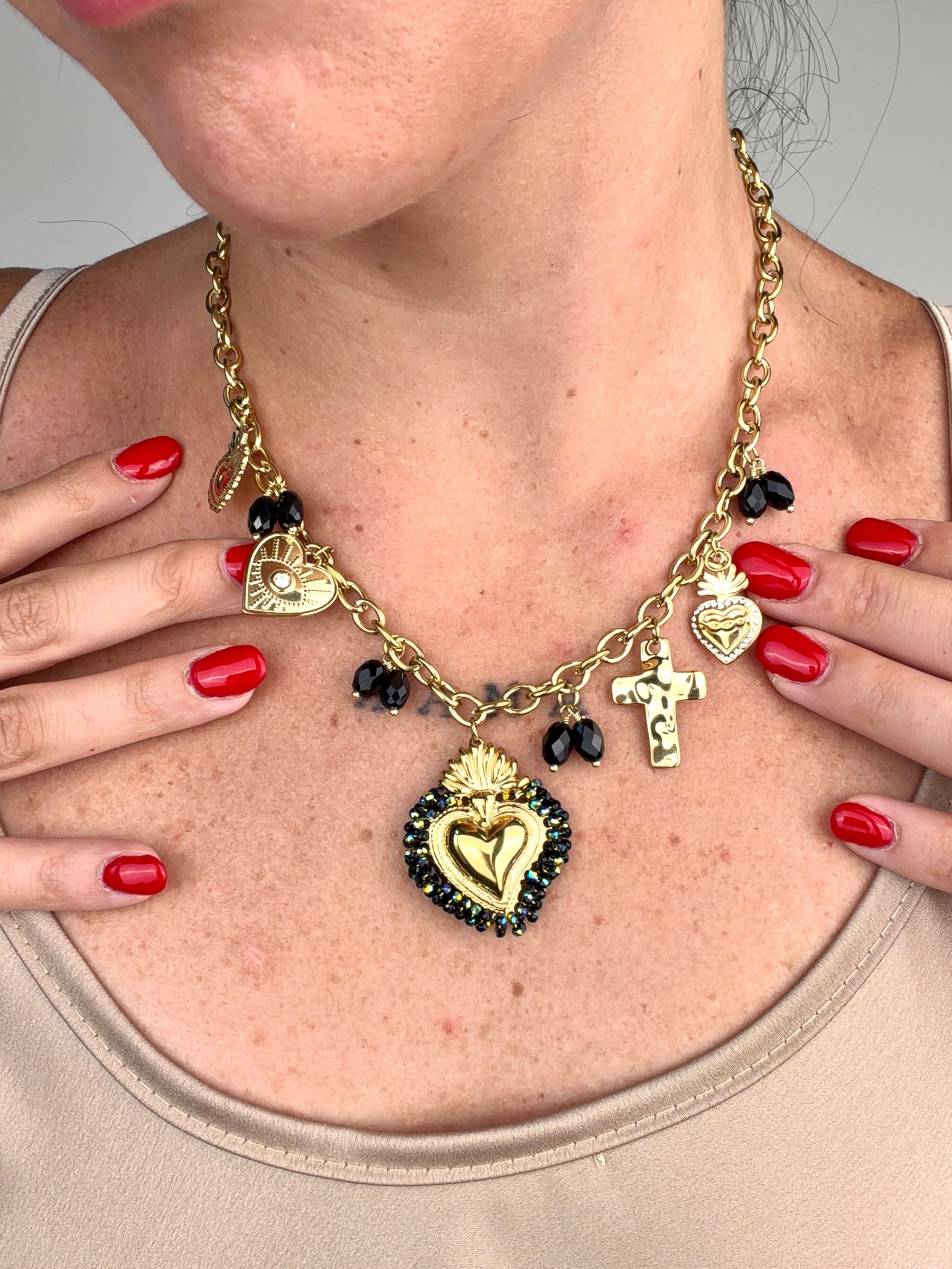 Collana cuore sacro - collezione Chiaroscuro