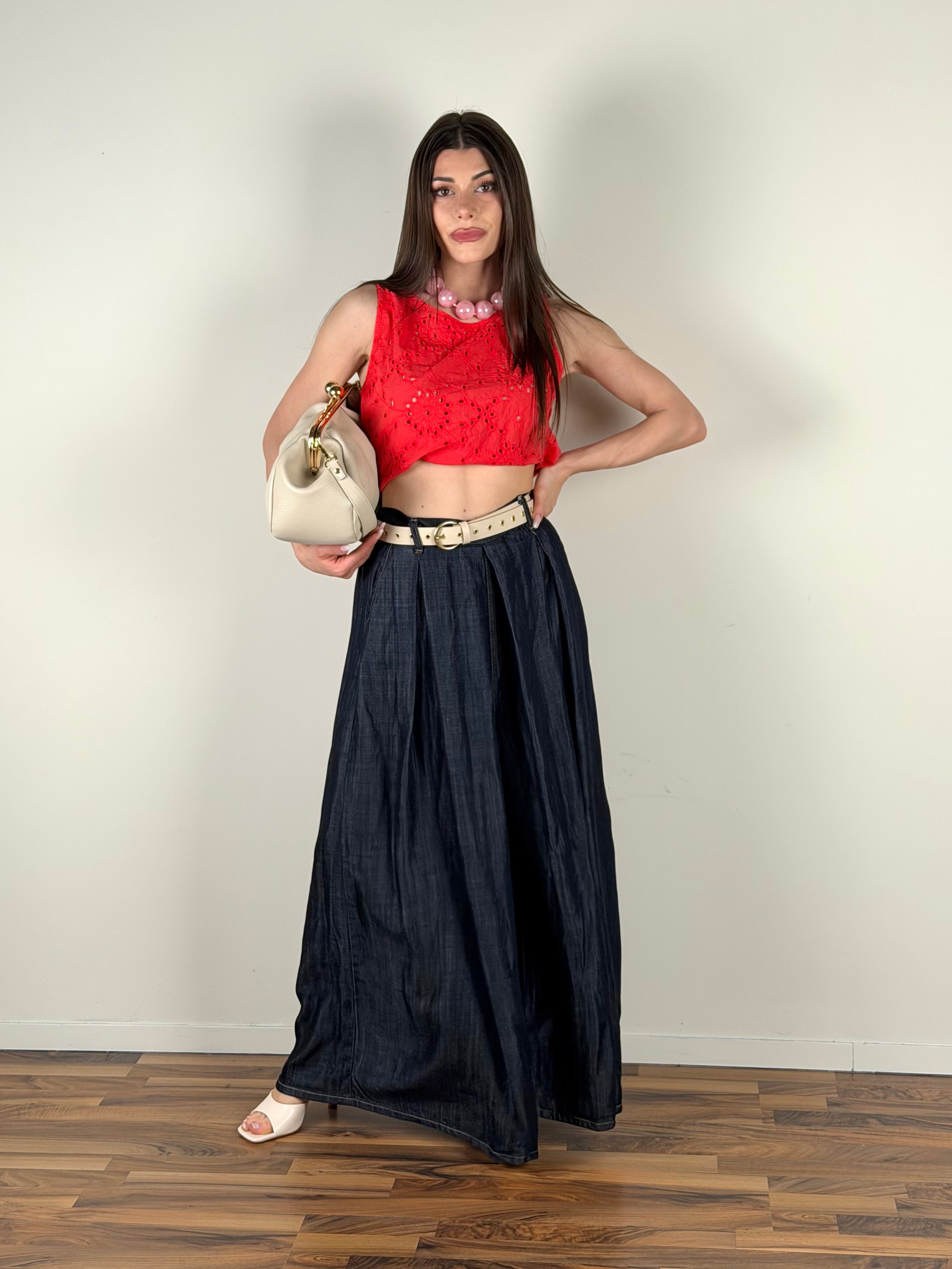 Top Priscilla corallo