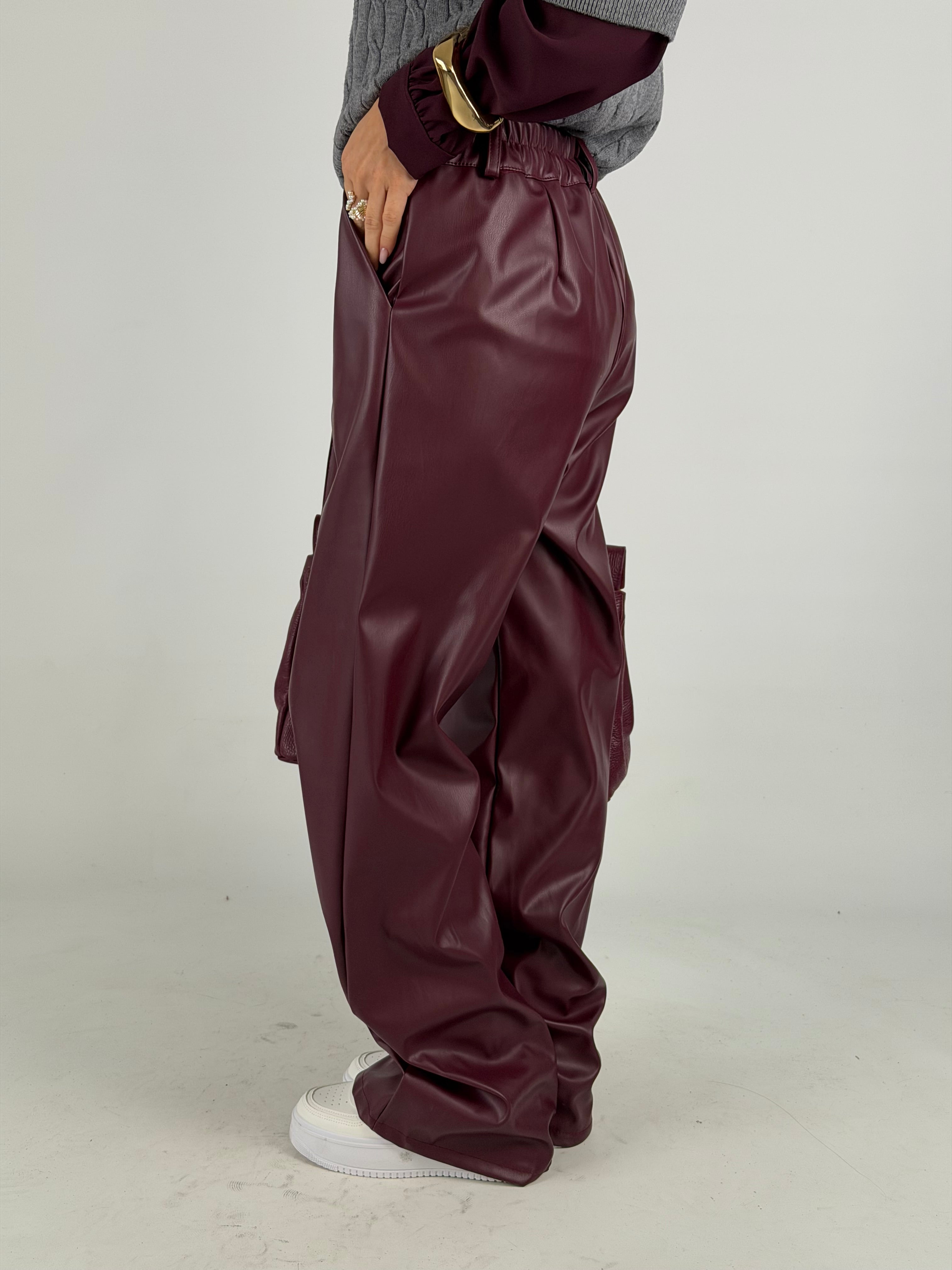 Pantalone ecopelle bordeaux