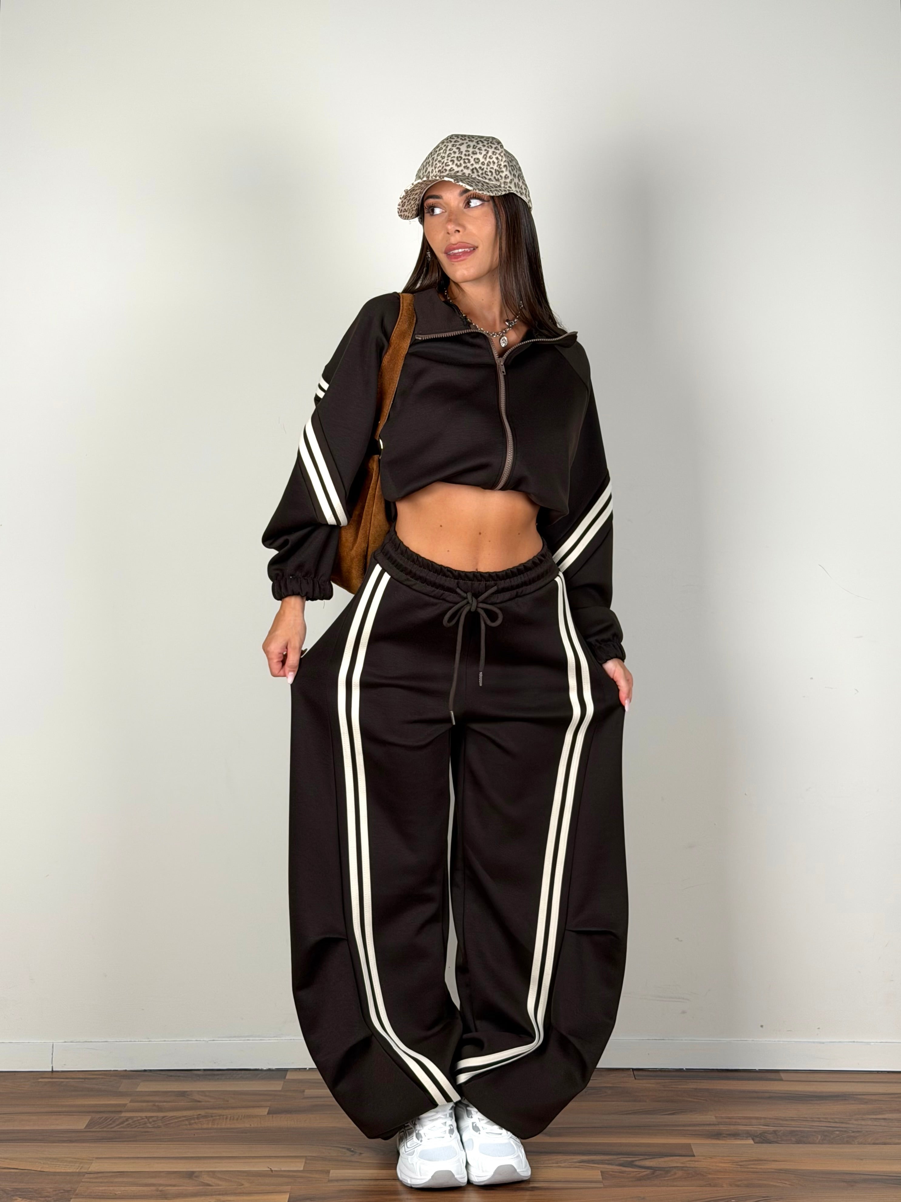 Pantalone tuta Yasmine moro