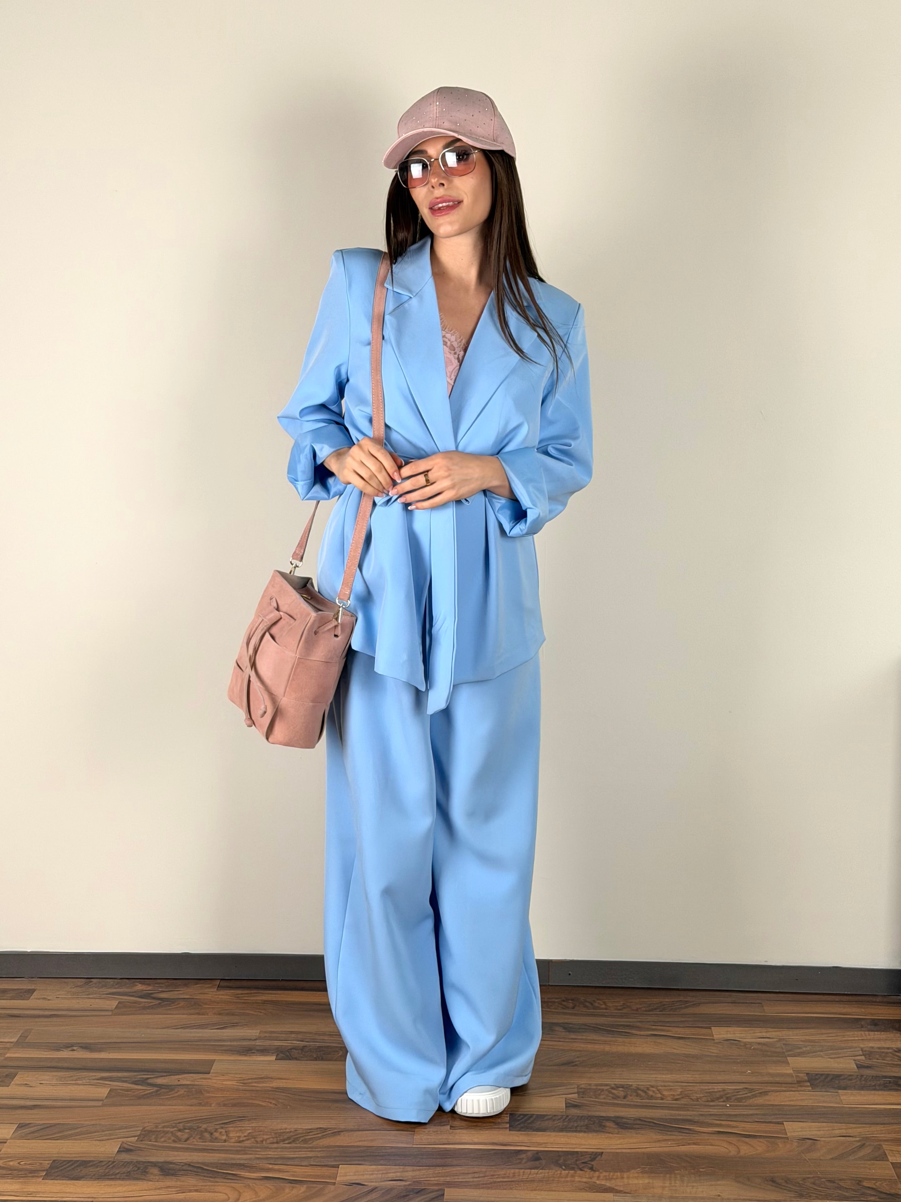 Completo fiocco celeste