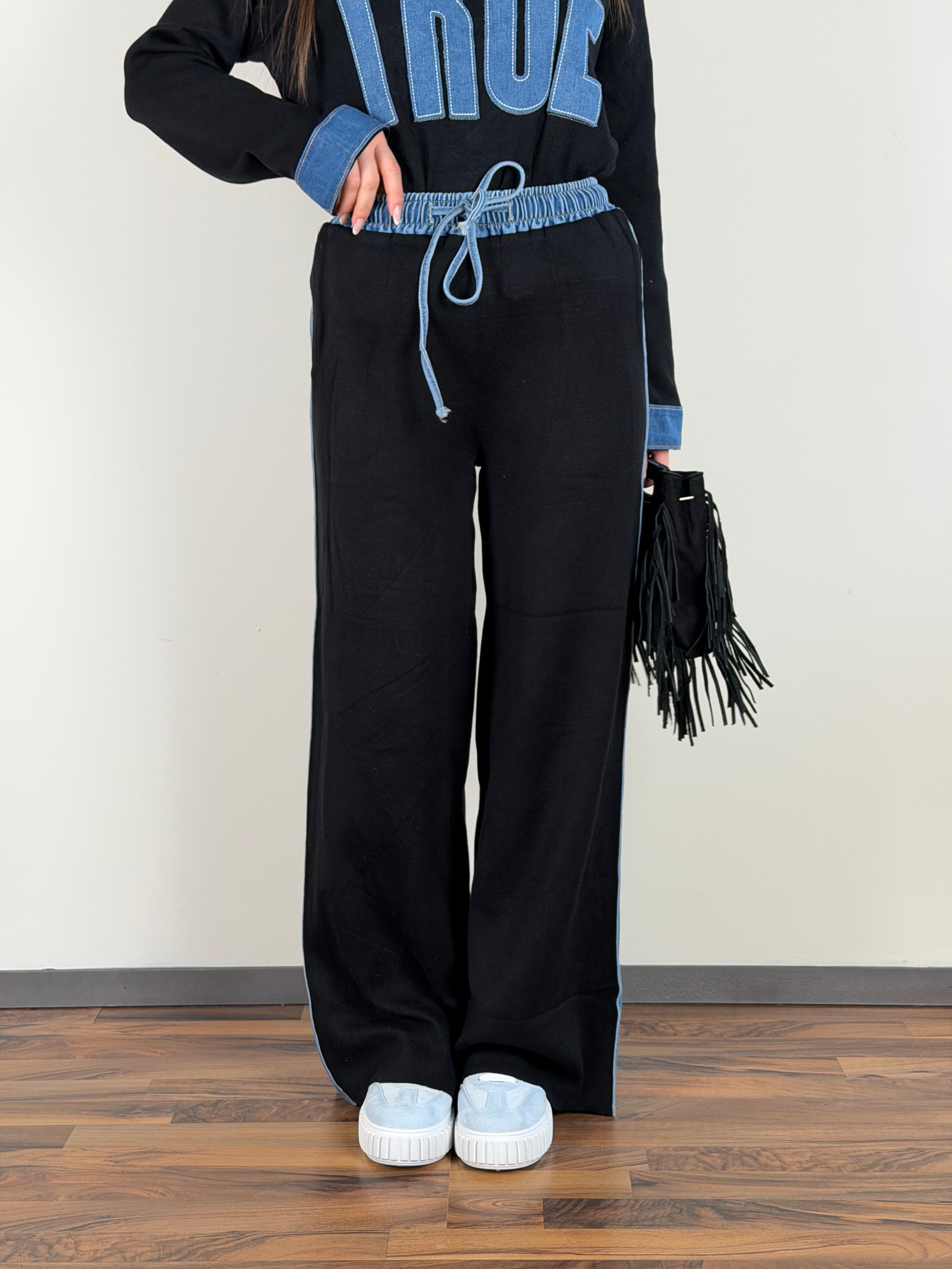 Tuta sportiva true nera