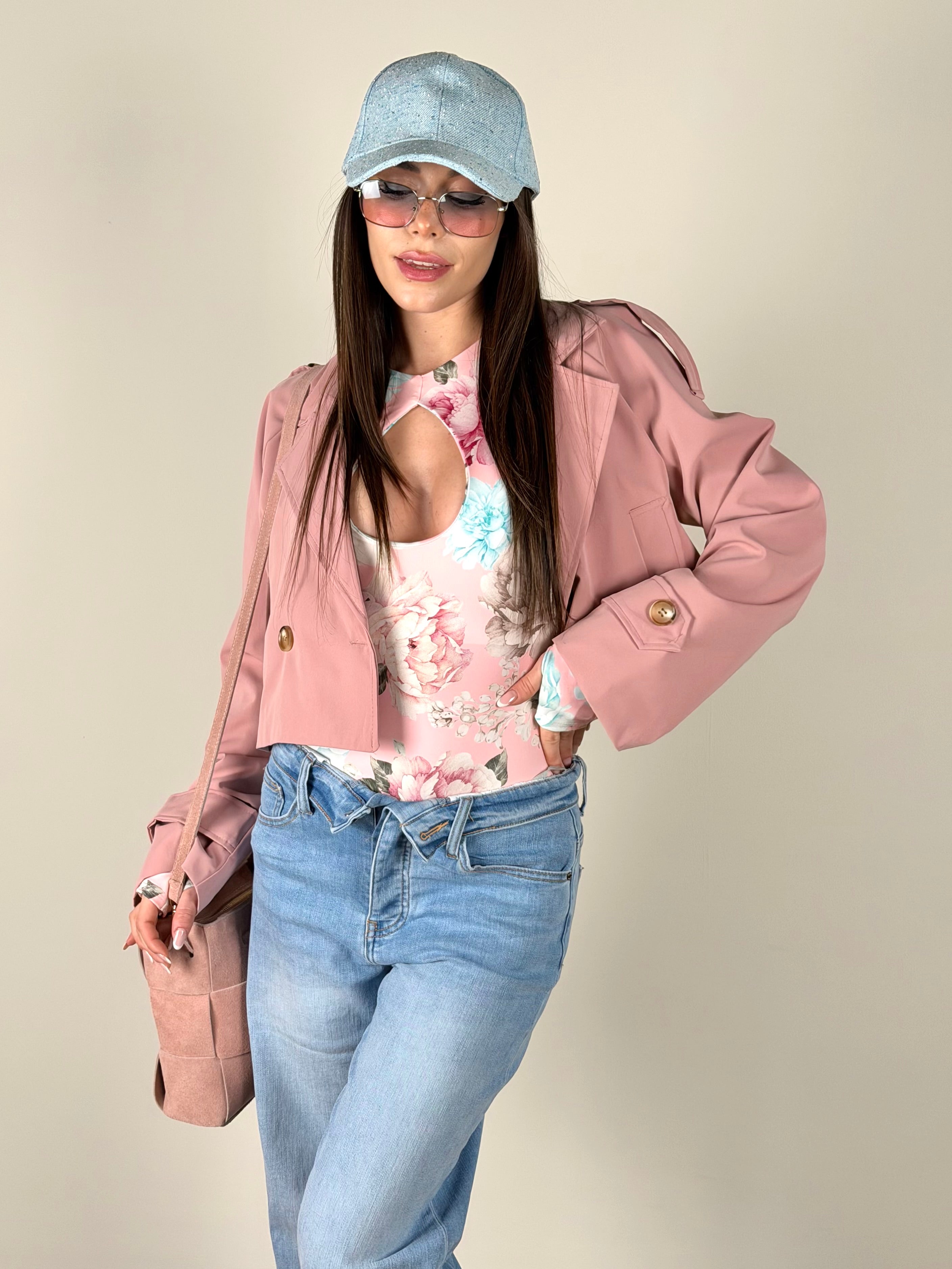 Trench crop rosa