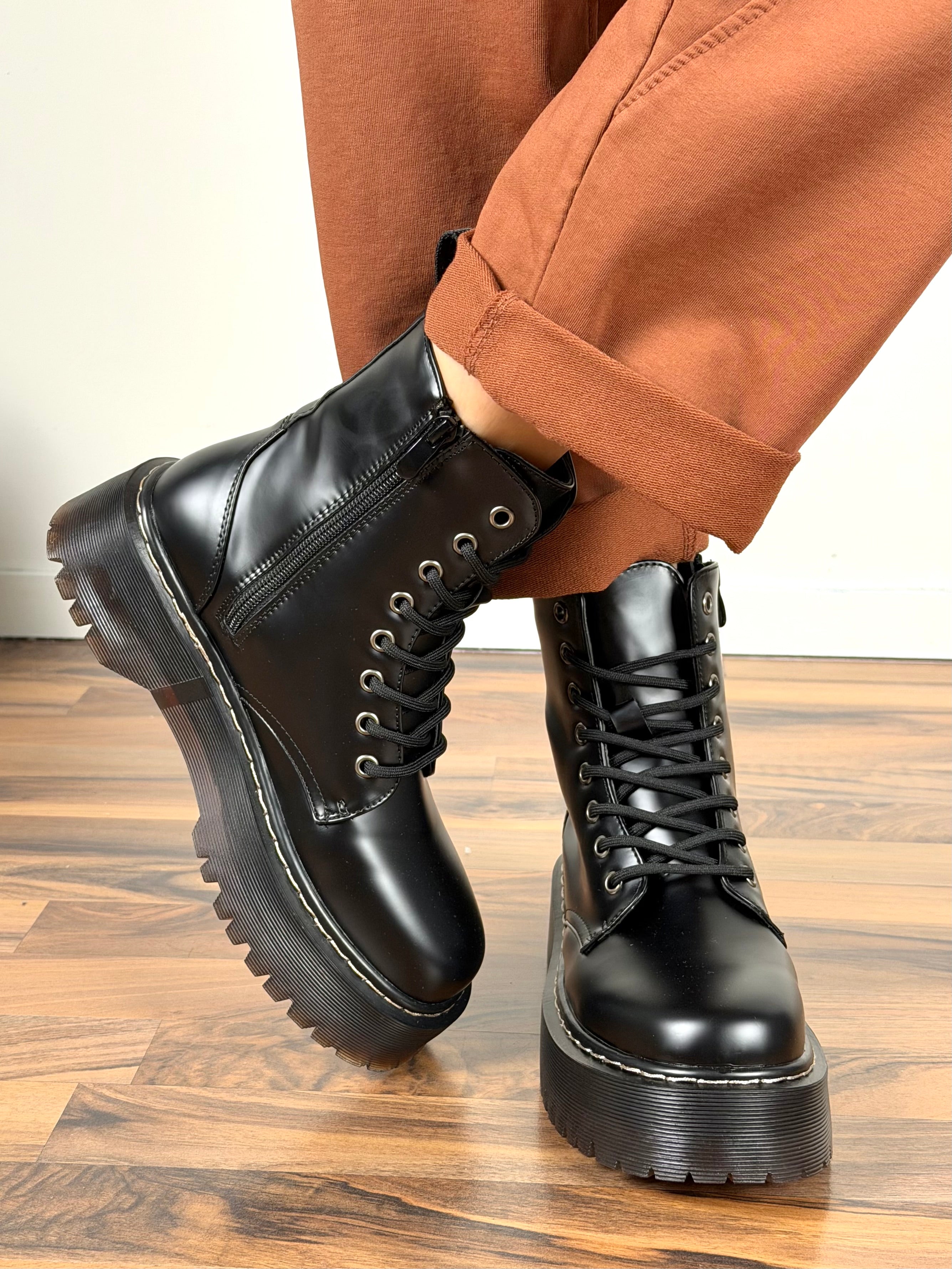 Anfibio new collection nero