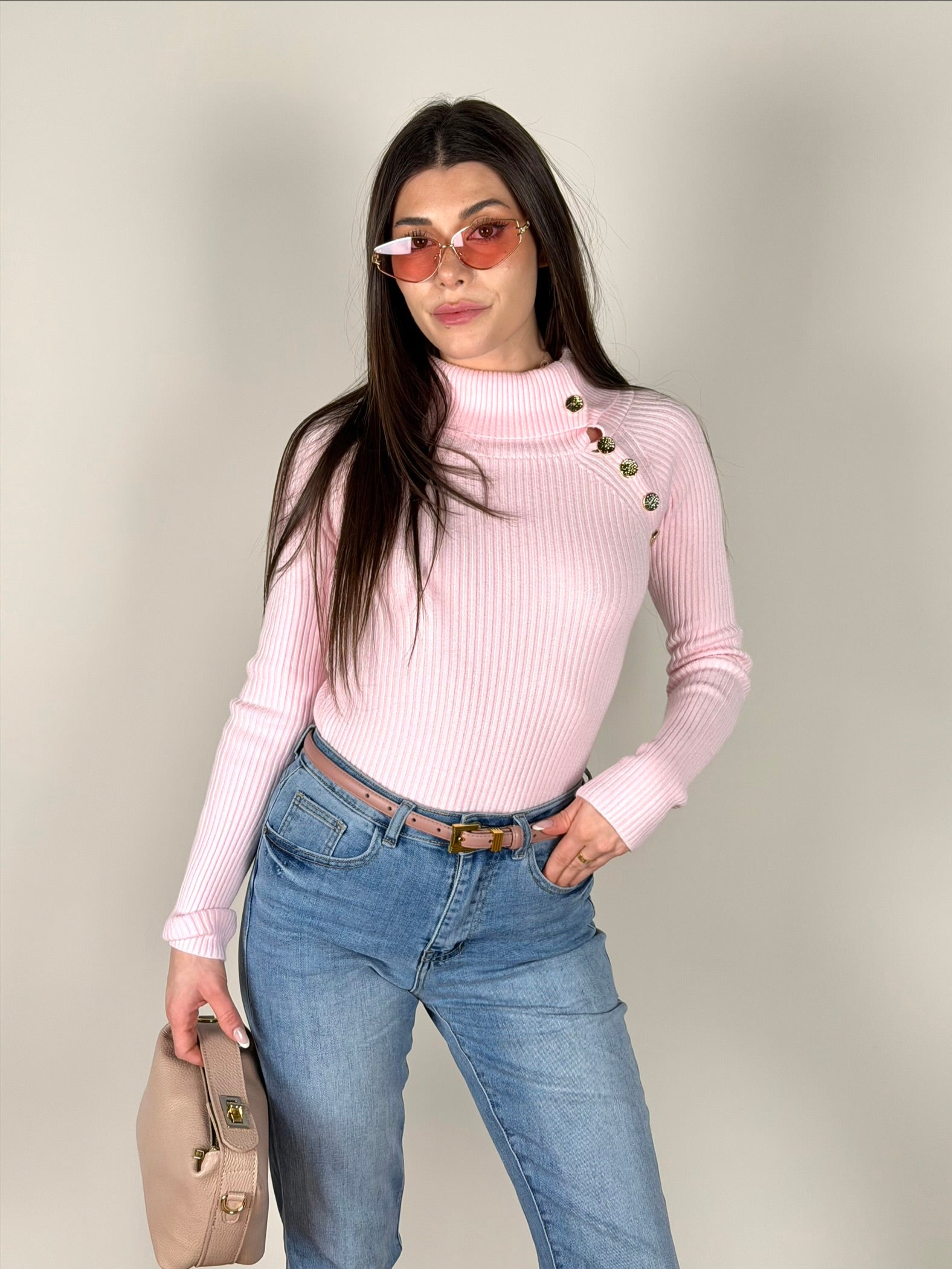 Maglia a costine con bottoni rosa