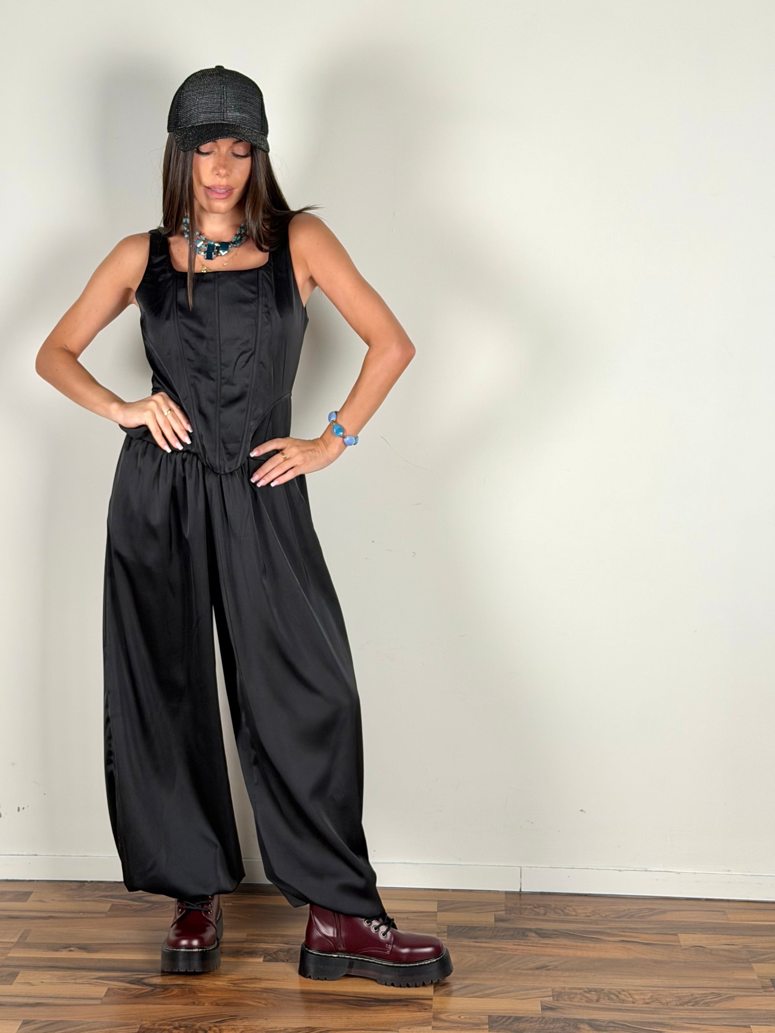 Completo premium Micaela nero