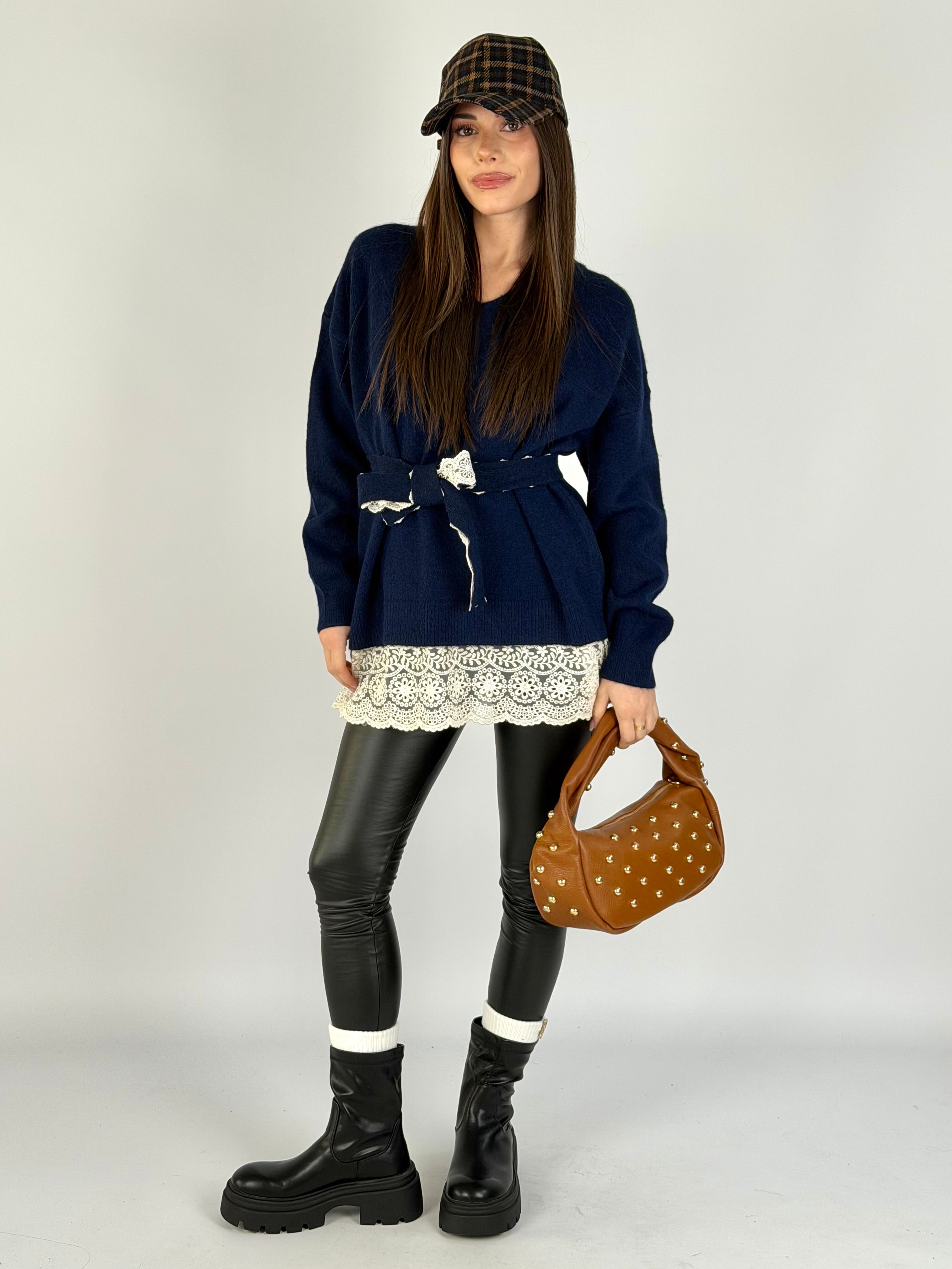 Maglia cintura ricami blu