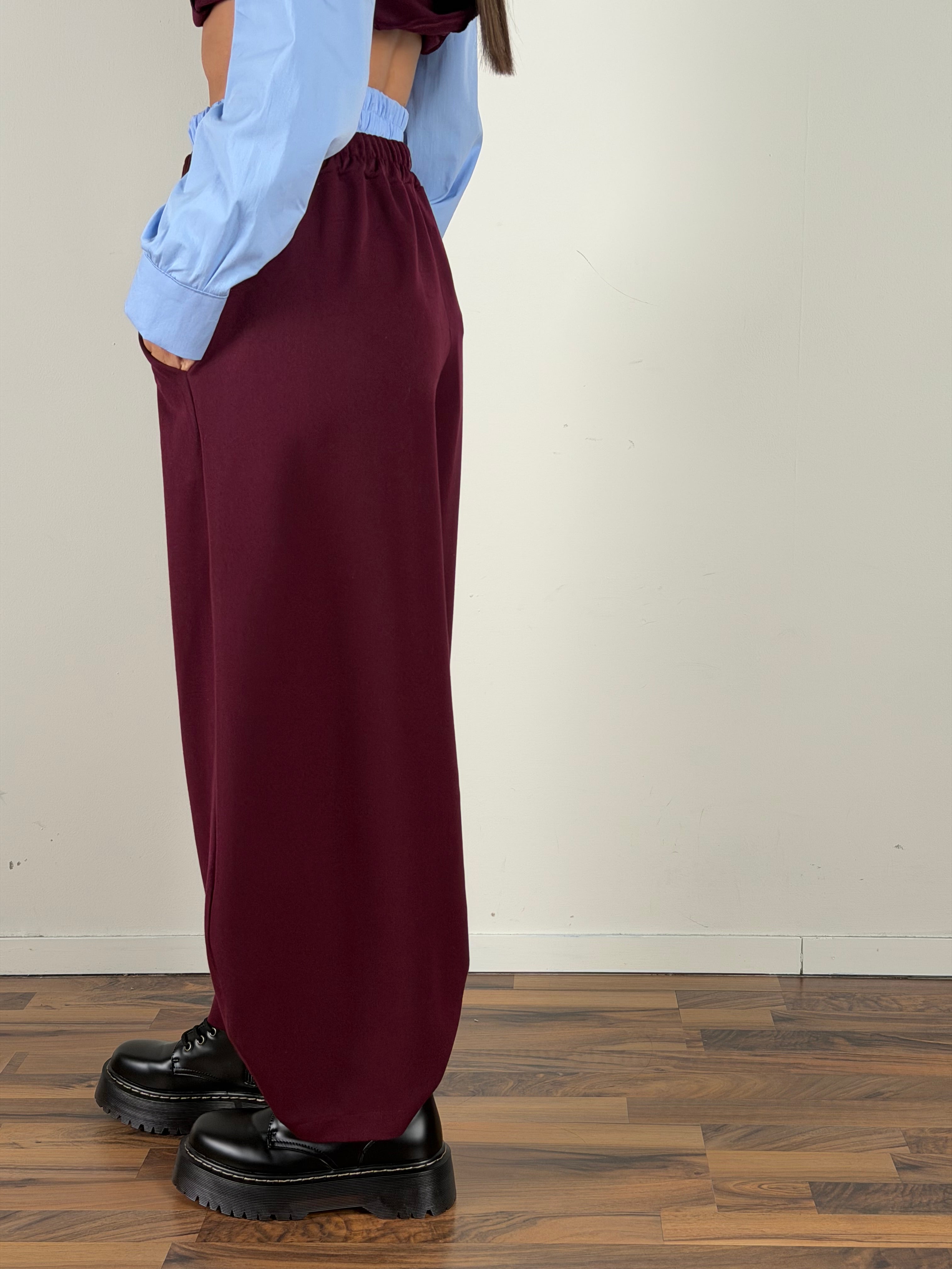 Pantalone completo kiss bordeaux