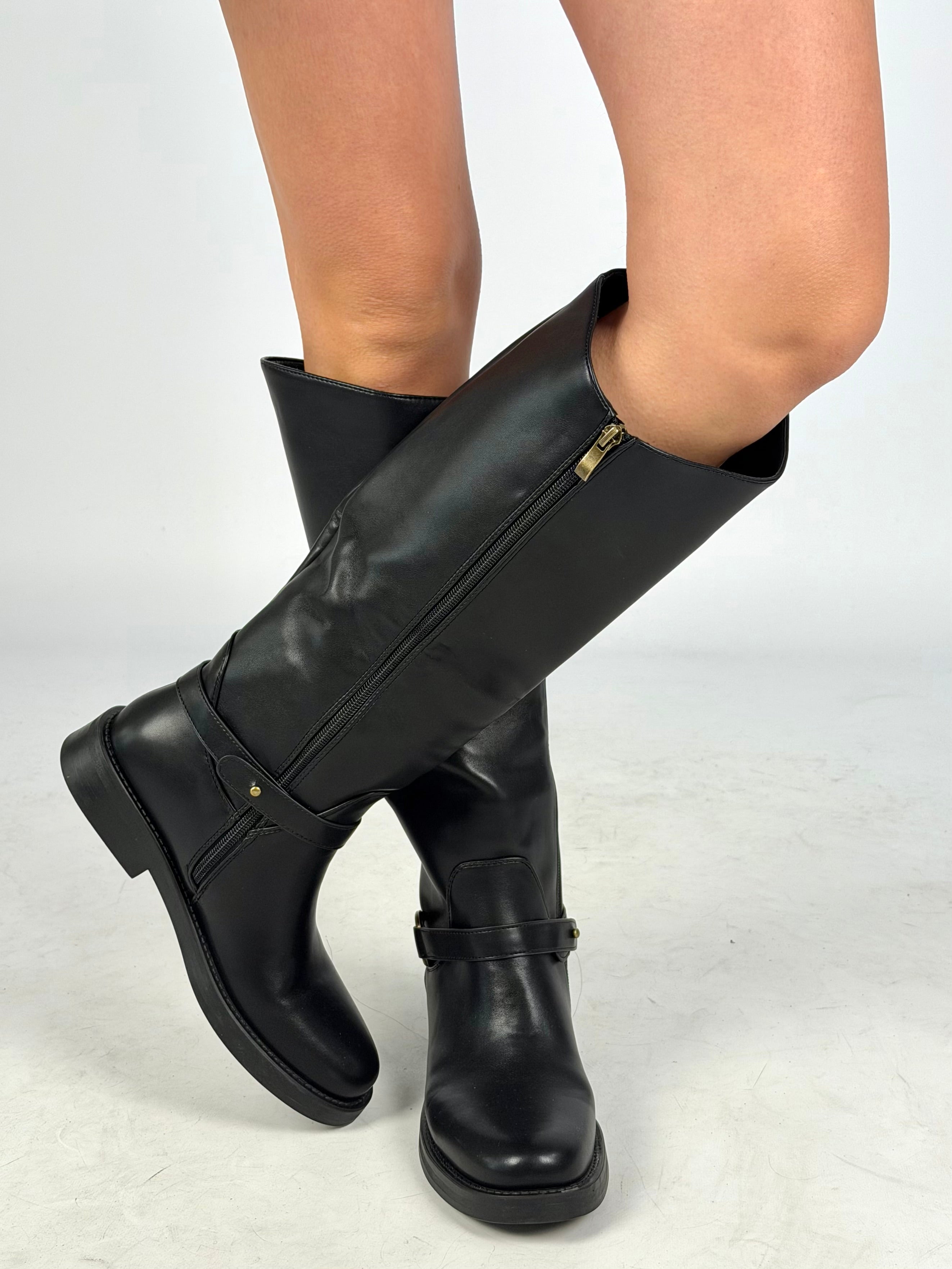 Stivale fibbia gioiello nero