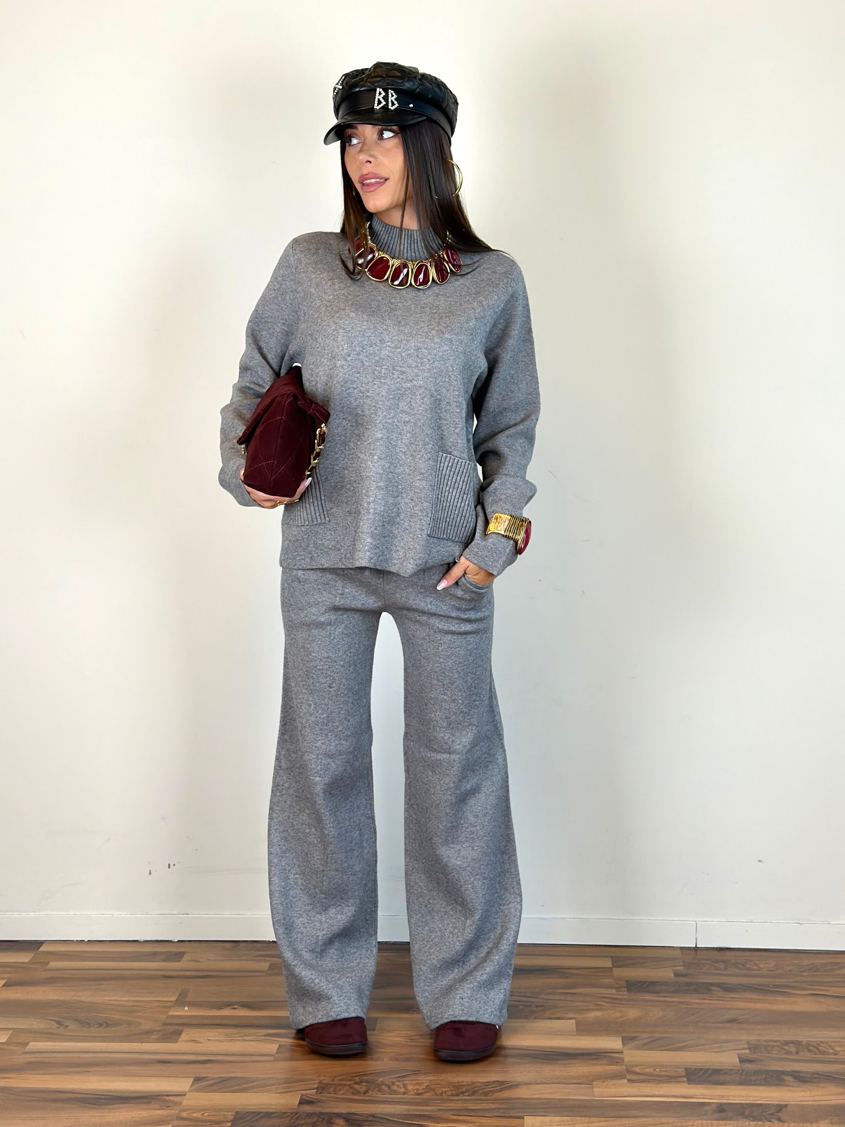 Tuta tasche grigio