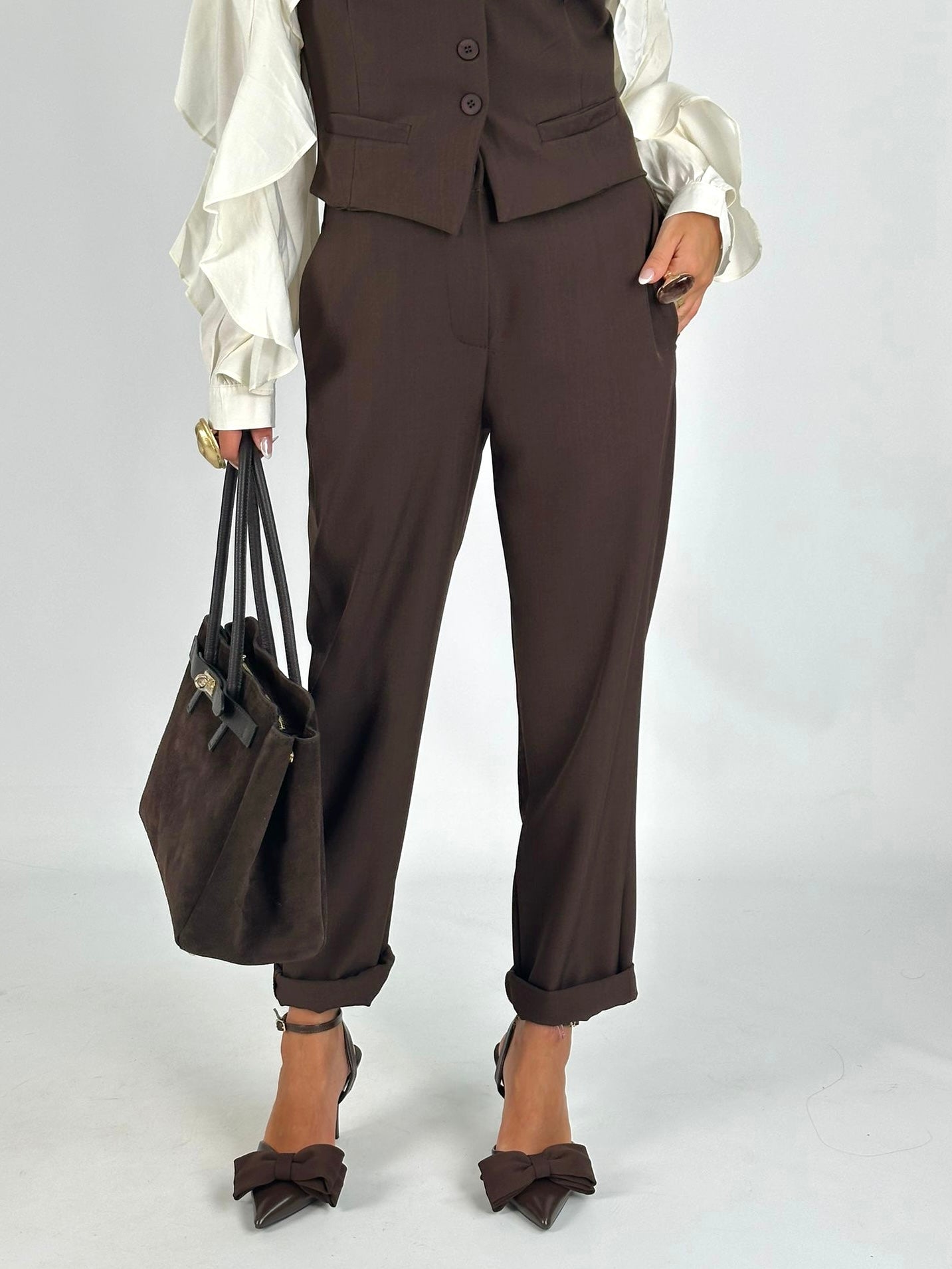 Completo Samara marrone