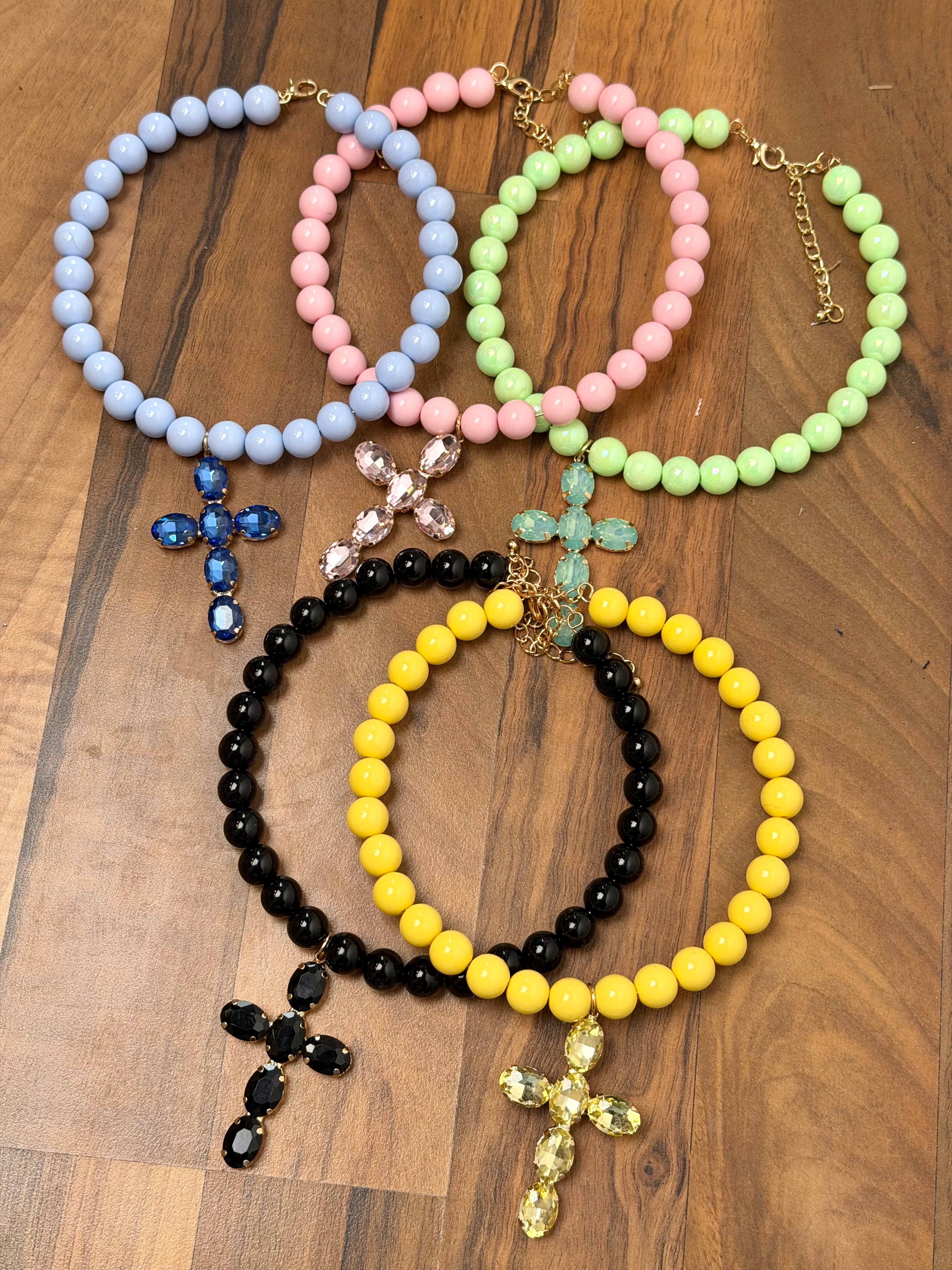 Collana croce e perle - 5 colori