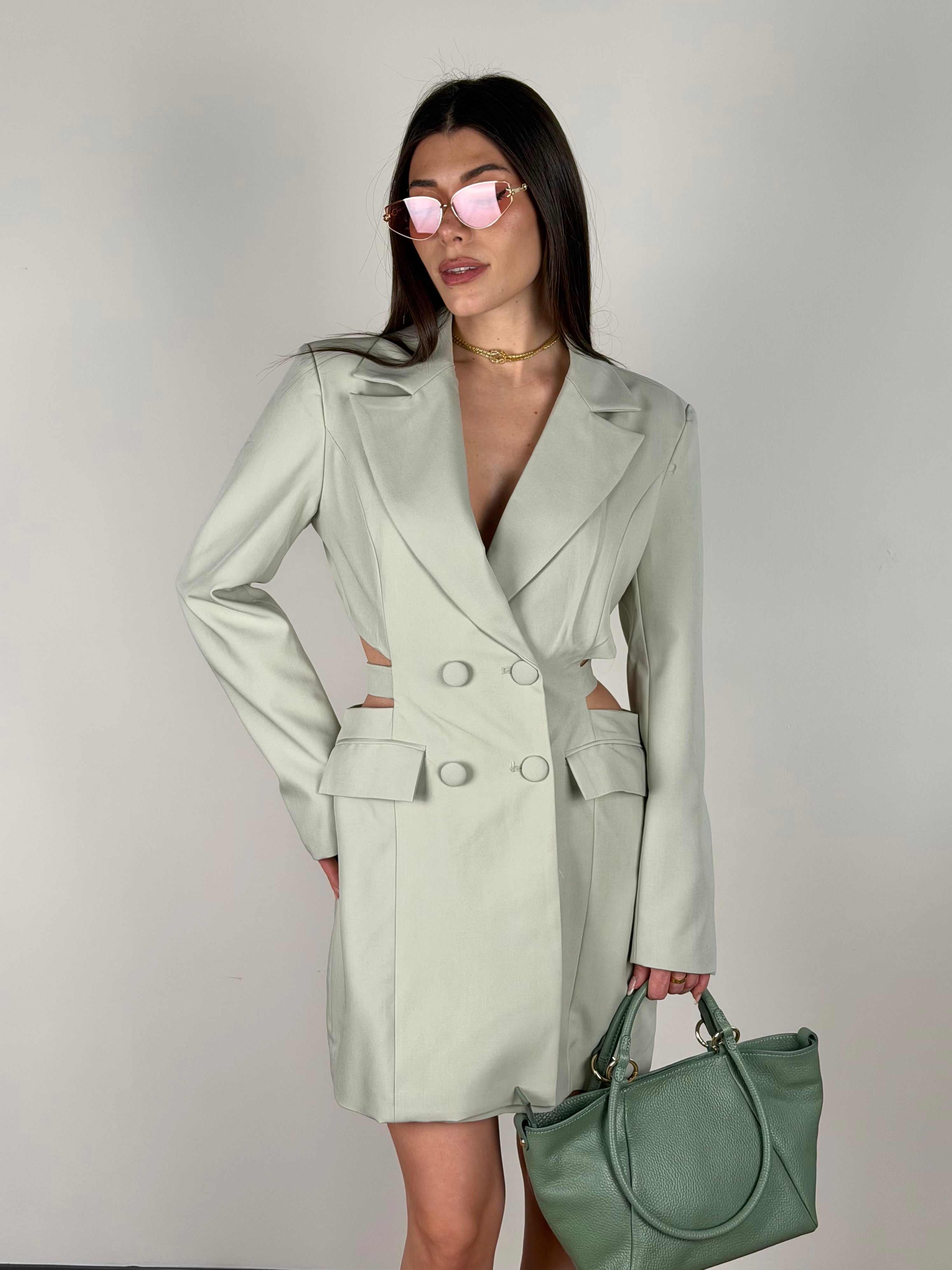 Abito glamour verde salvia